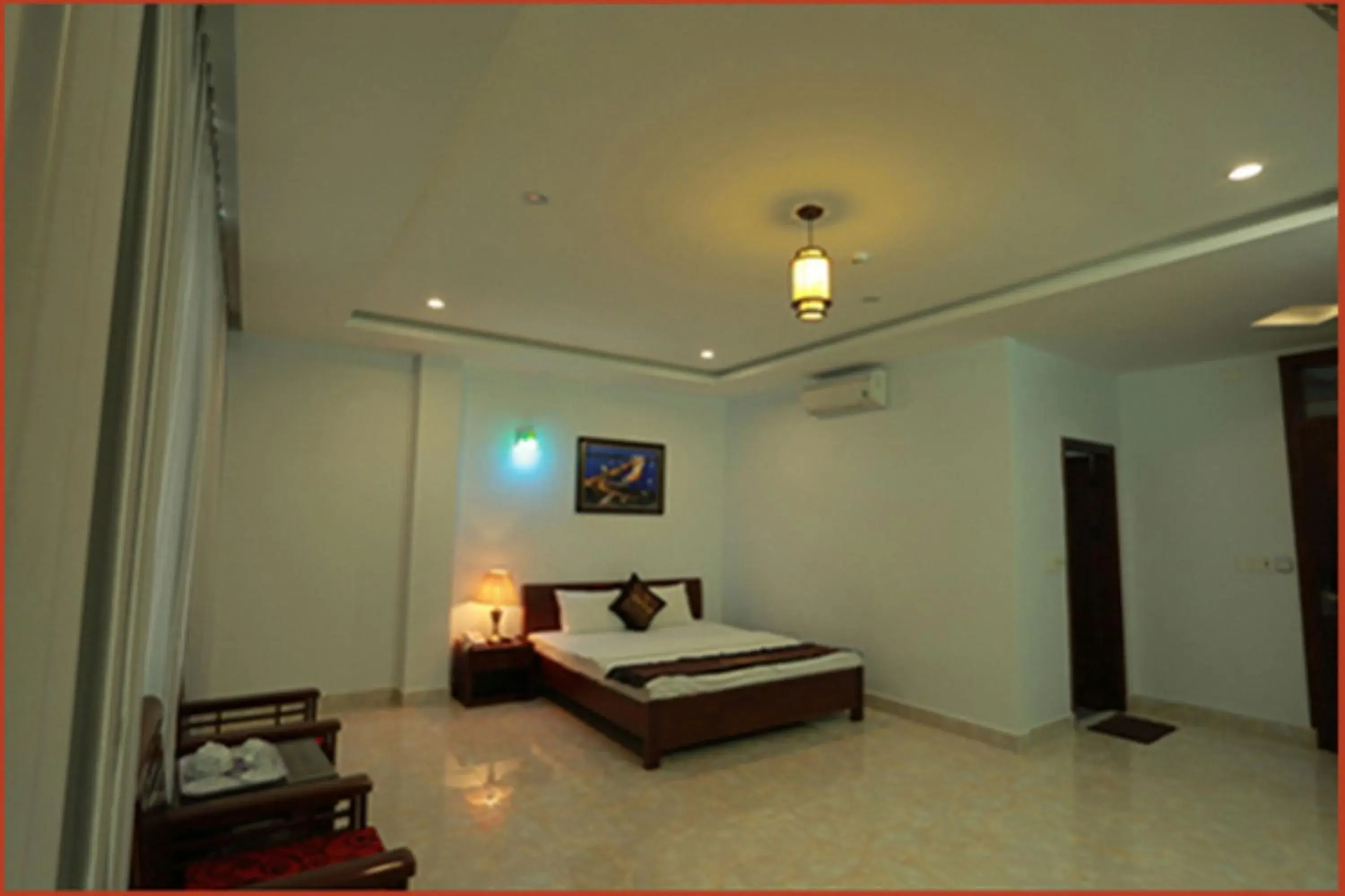 Photo of the whole room, Bed in Tan Truong Son Hotel Photo of the whole room, Bed in Tan Truong Son Hotel