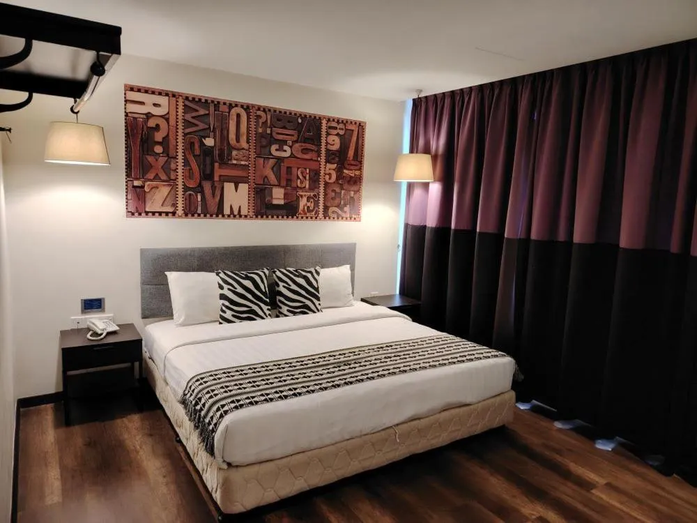 Bed in 9 Square Hotel - Subang