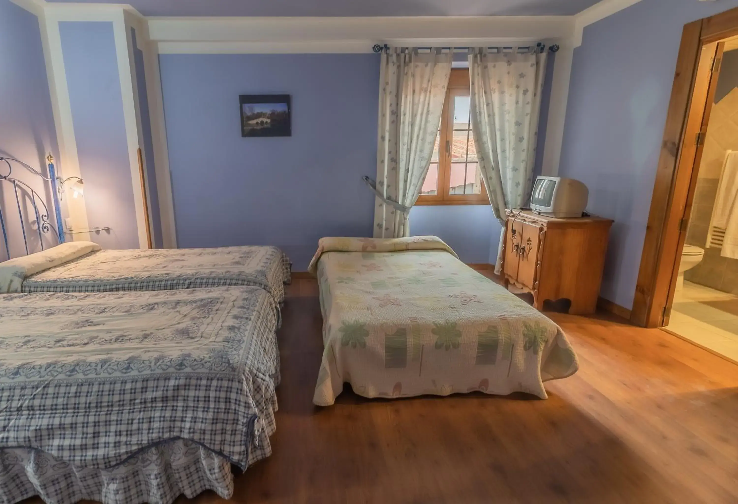 Quadruple Room in Hotel Rural El Labriego by Vivere Stays Quadruple Room in Hotel Rural El Labriego by Vivere Stays
