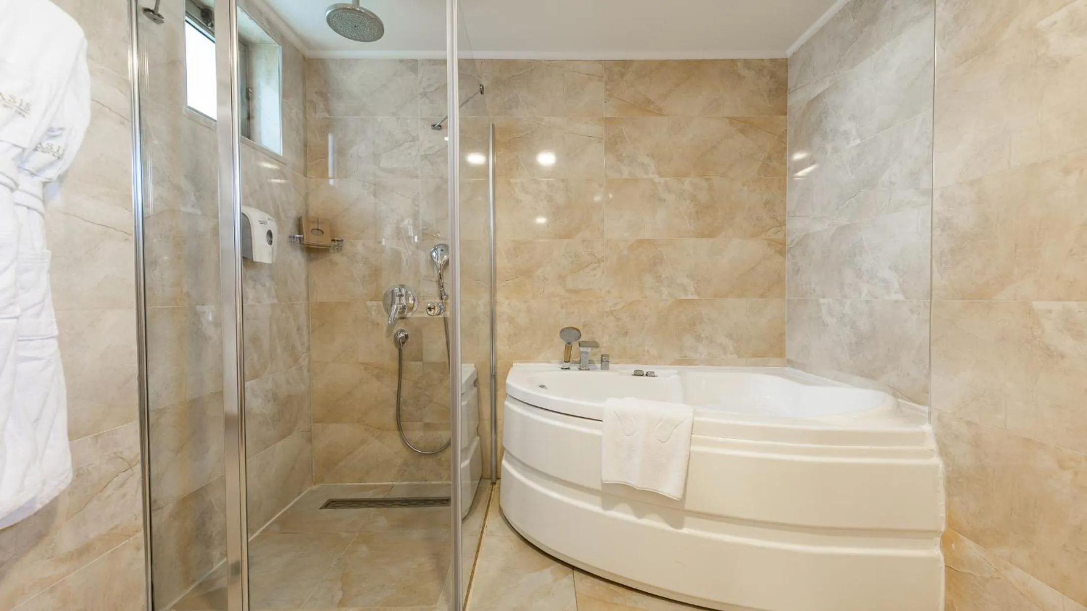 Shower in Aquasis De Luxe Resort & SPA - Ultra All Inclusive