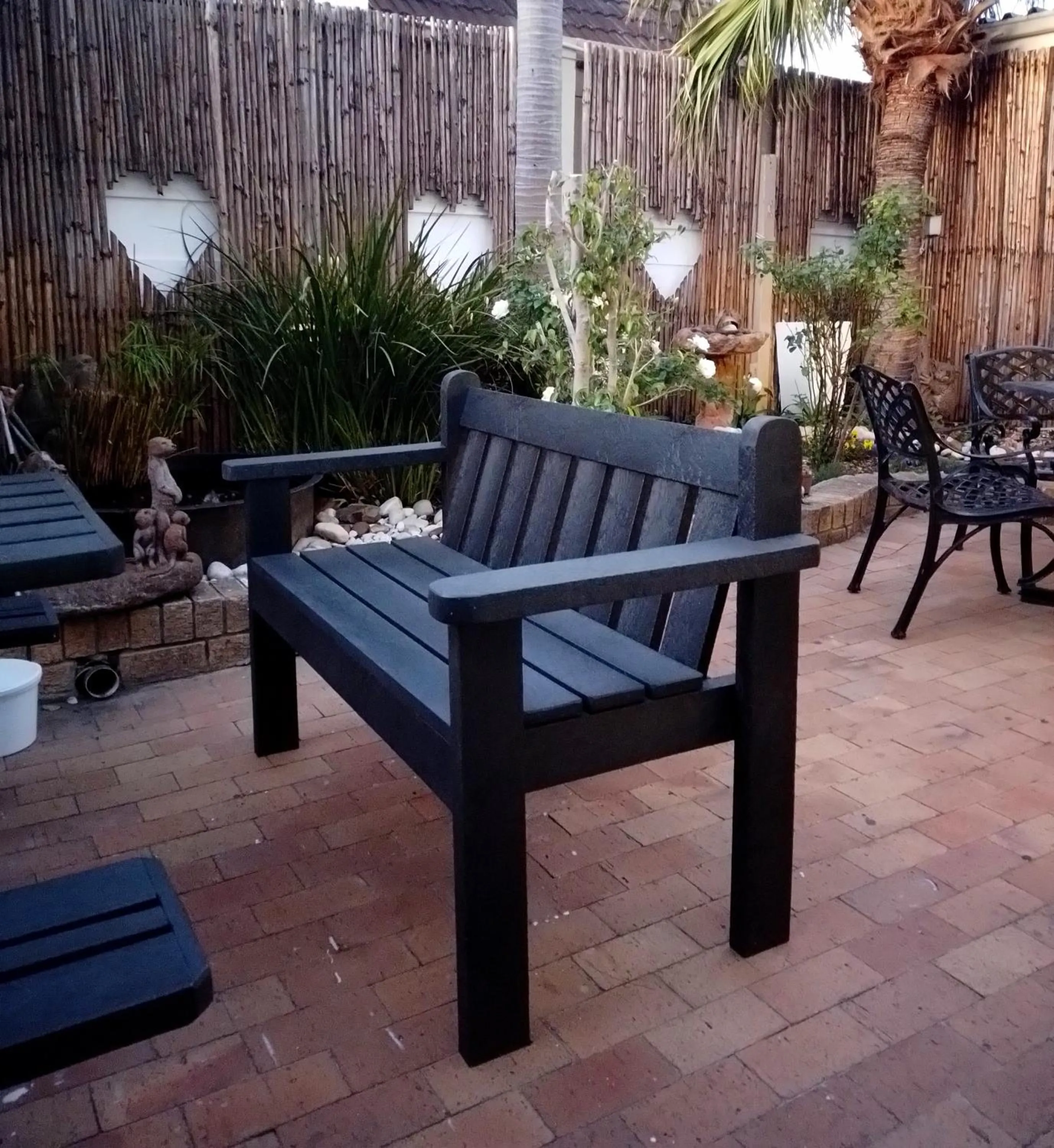 Garden in Le Bay Lodge