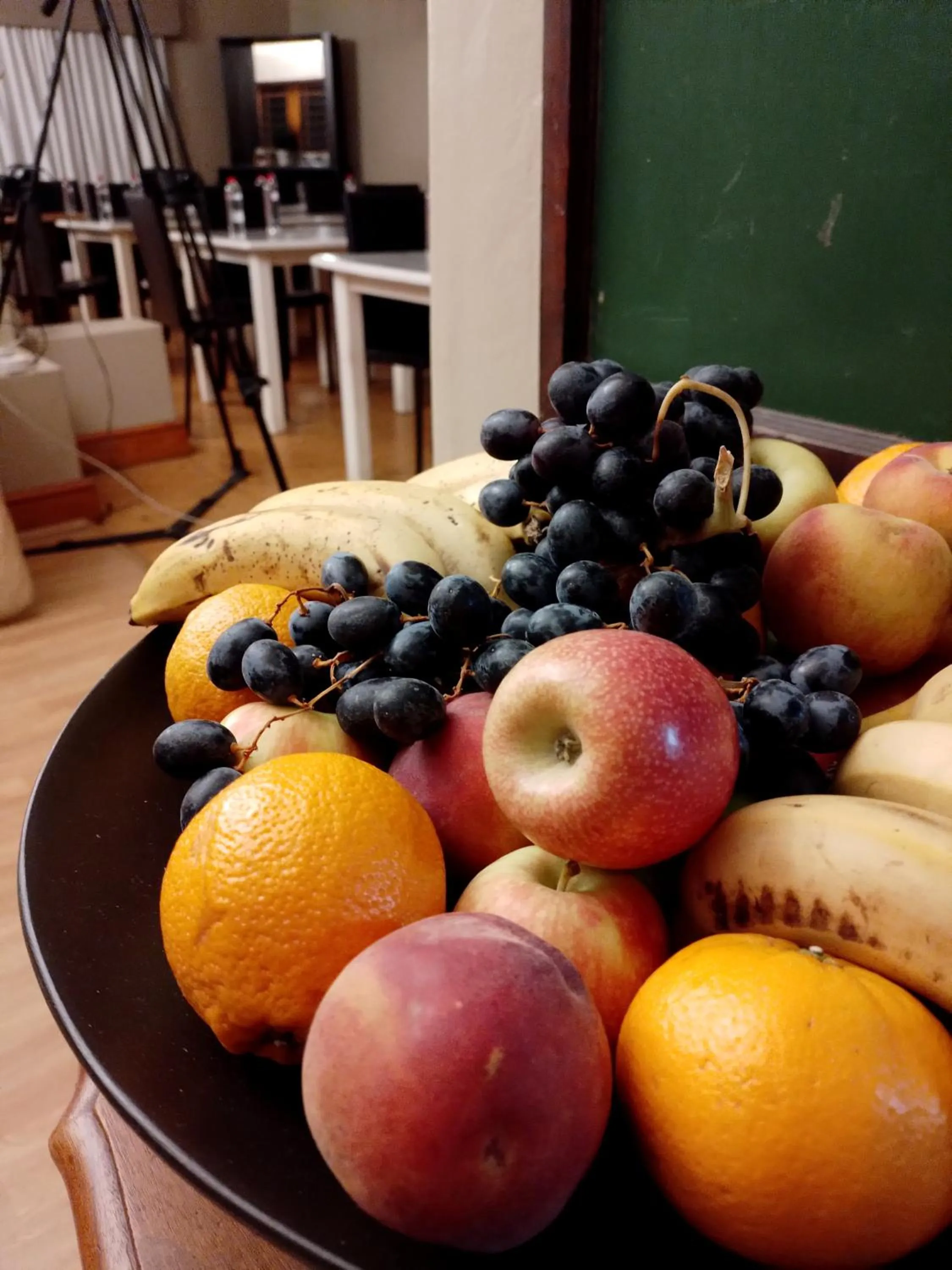 Food in Le Bay Lodge