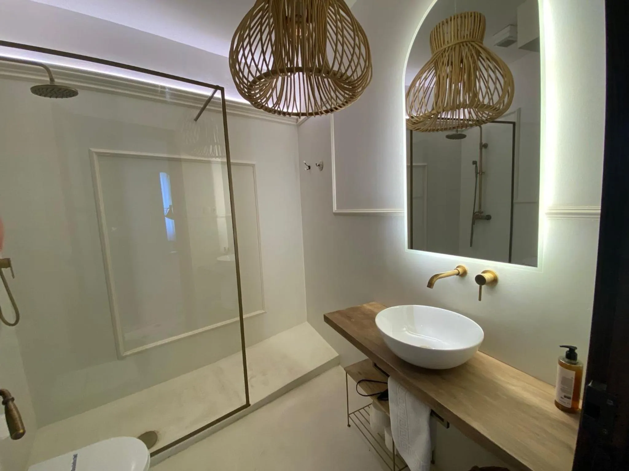 Shower in CANDIL SUITE Realejo