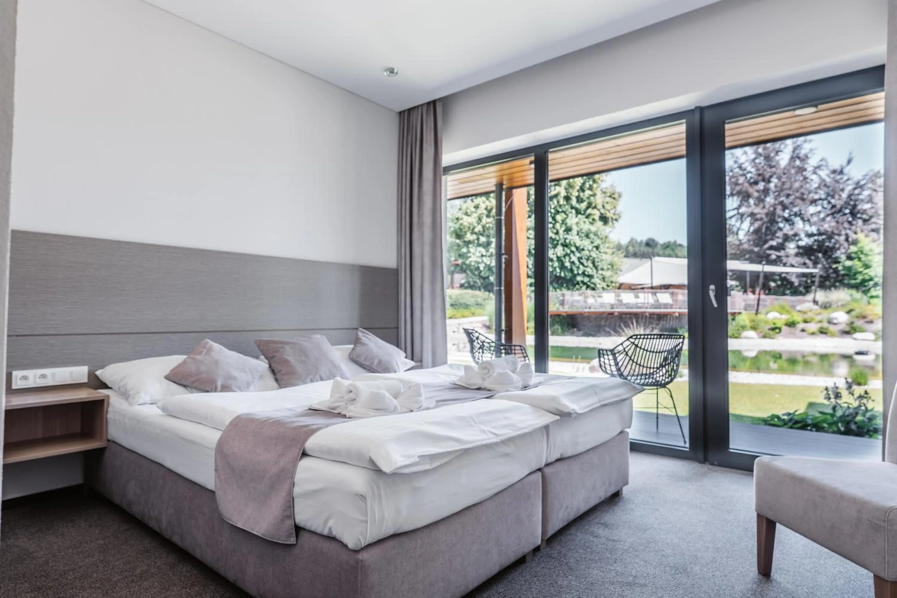 Bedroom, Bed in Hotel resort Lovecká bašta Strakonice