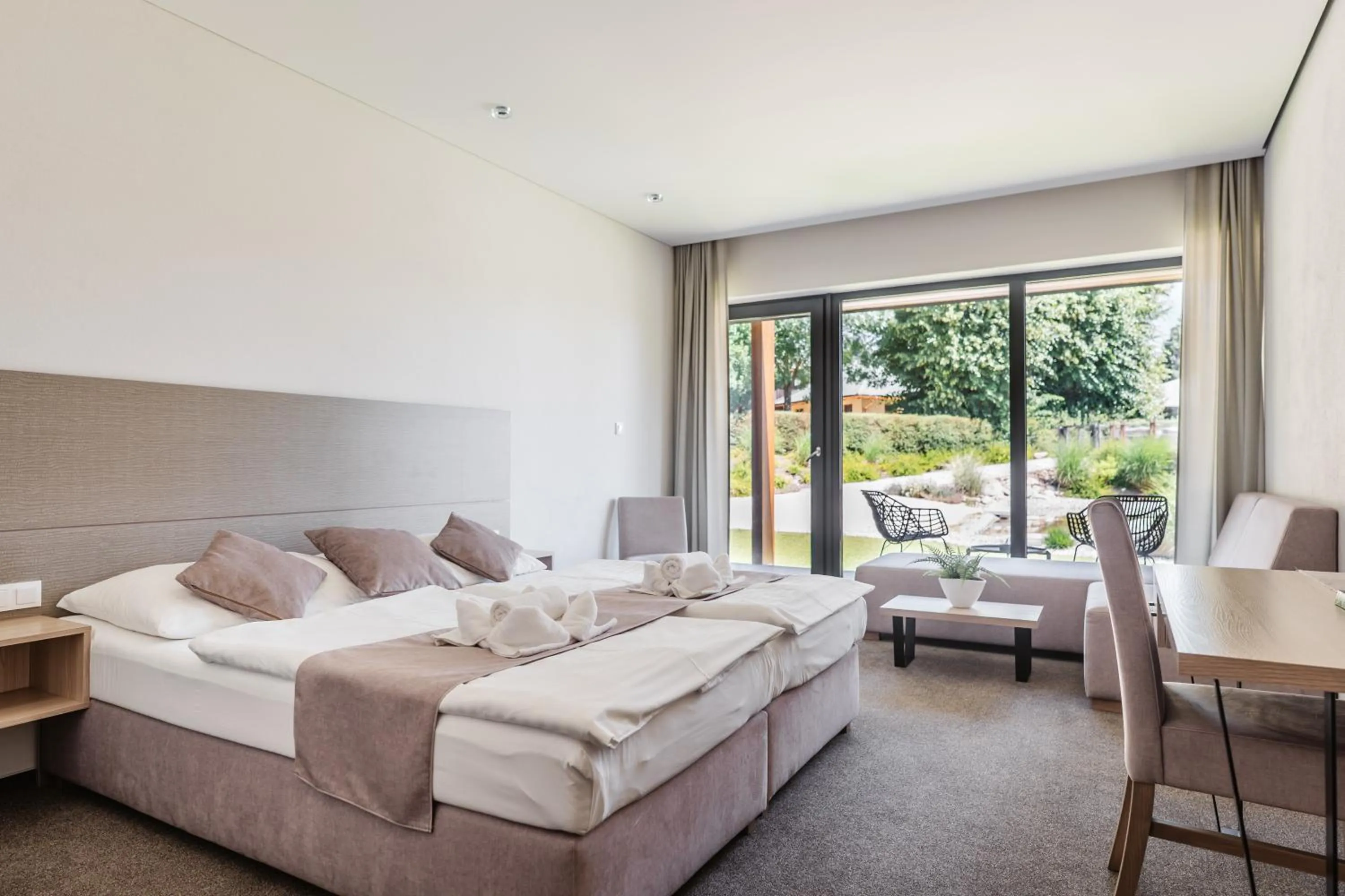 Bedroom, Bed in Hotel resort Lovecká bašta Strakonice