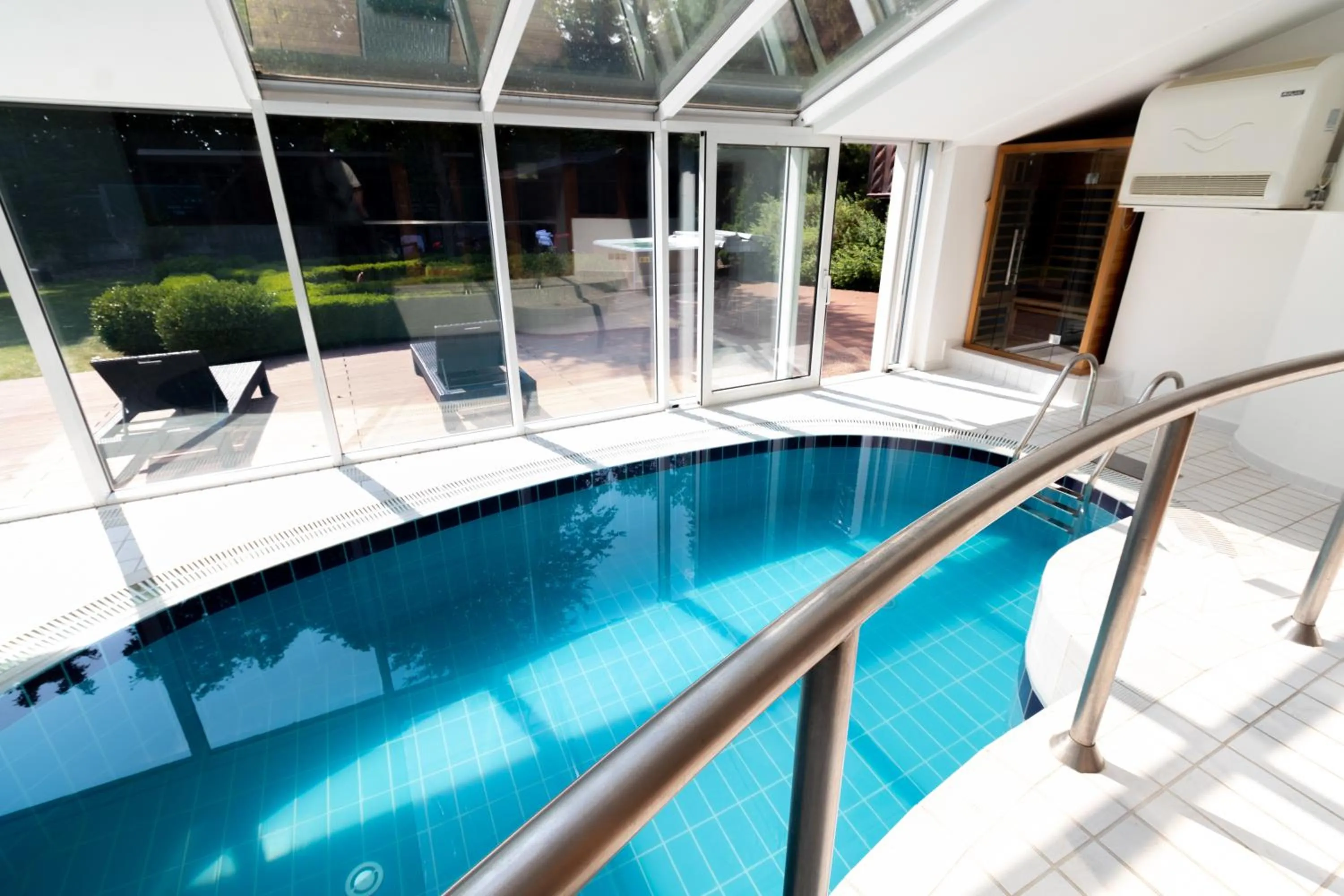 Swimming pool in Hotel resort Lovecká bašta Strakonice