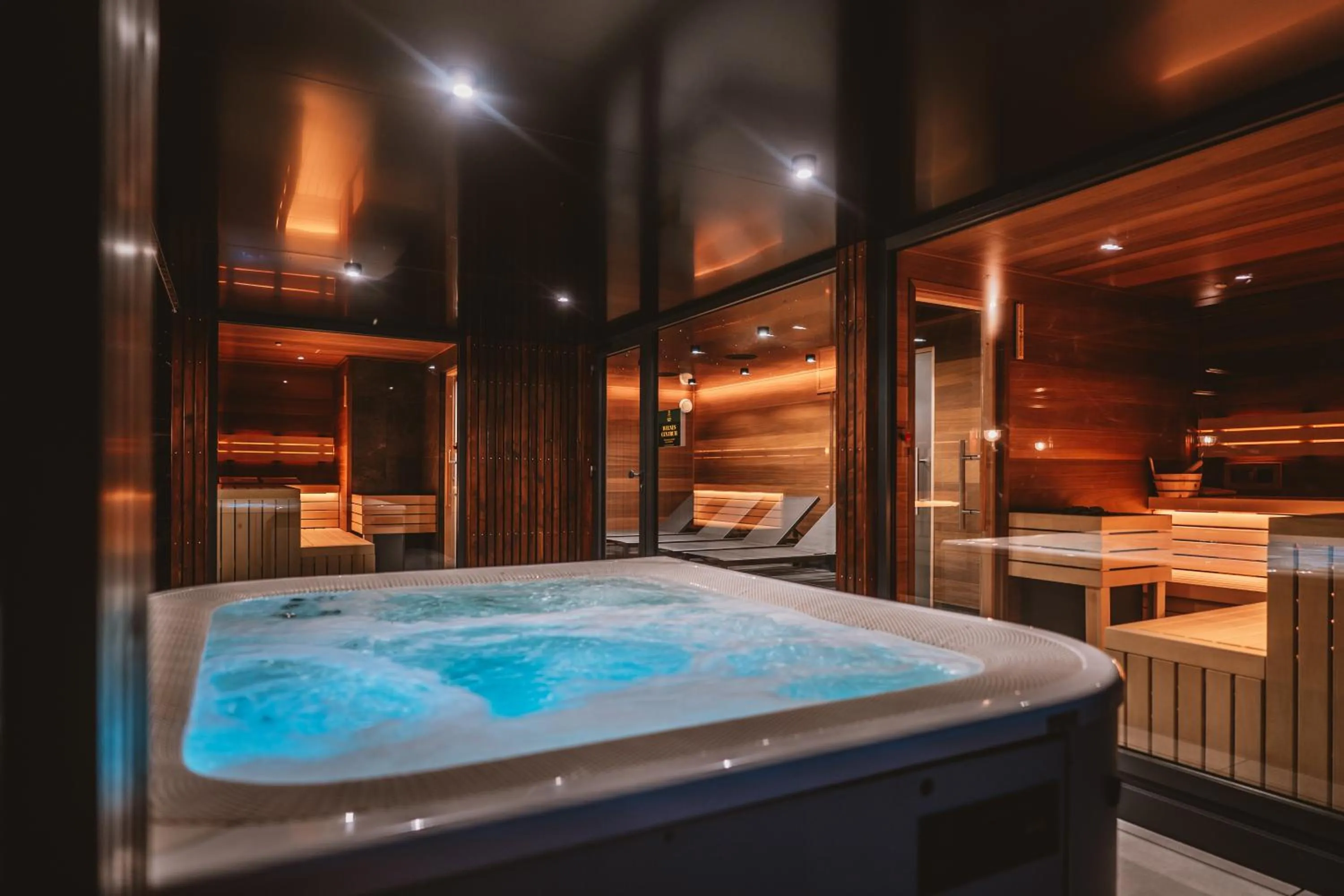 Hot Tub in Hotel resort Lovecká bašta Strakonice