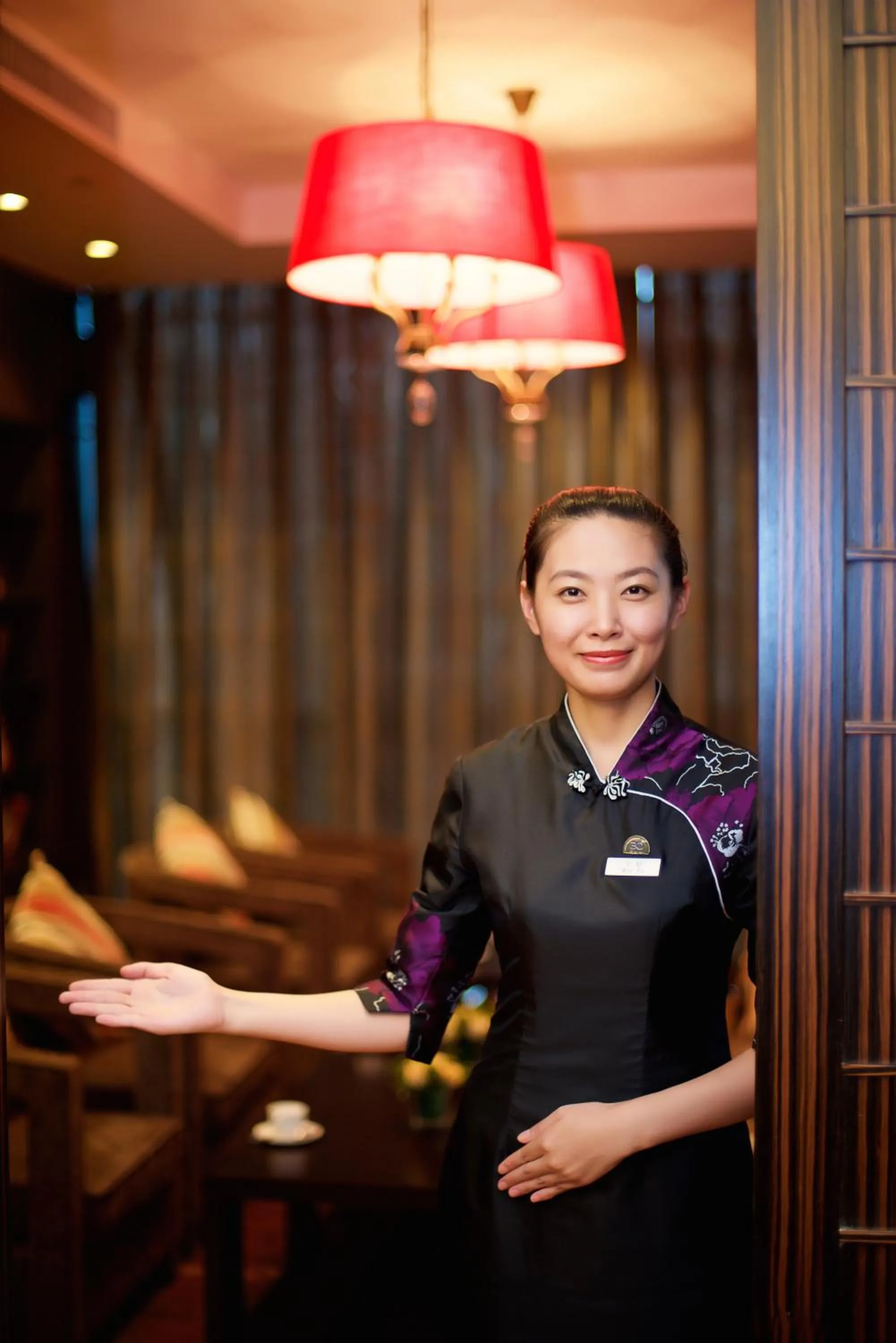 Staff in Grand Mercure Qingdao Qinglong