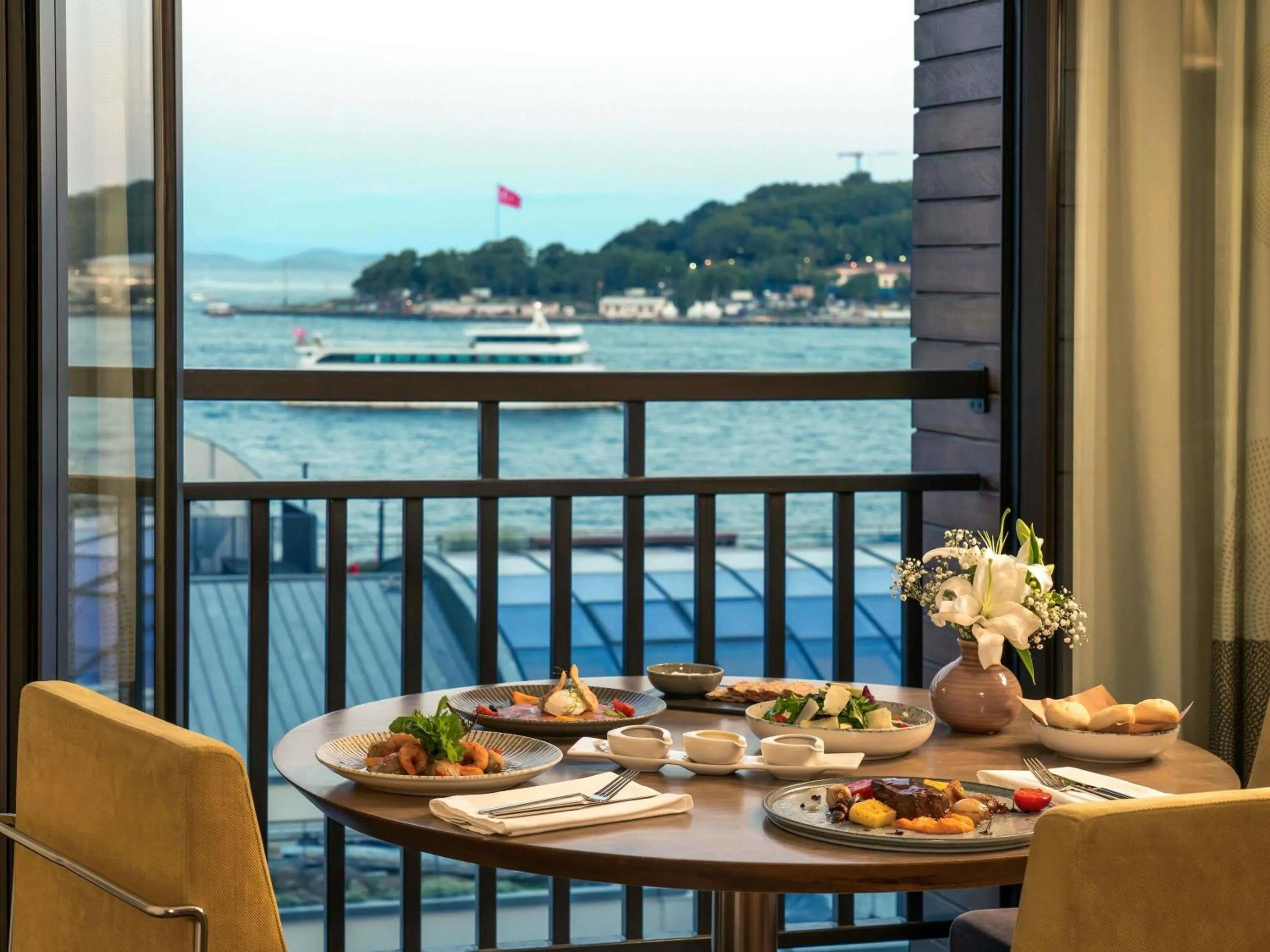 Property building in Novotel Istanbul Bosphorus Hotel