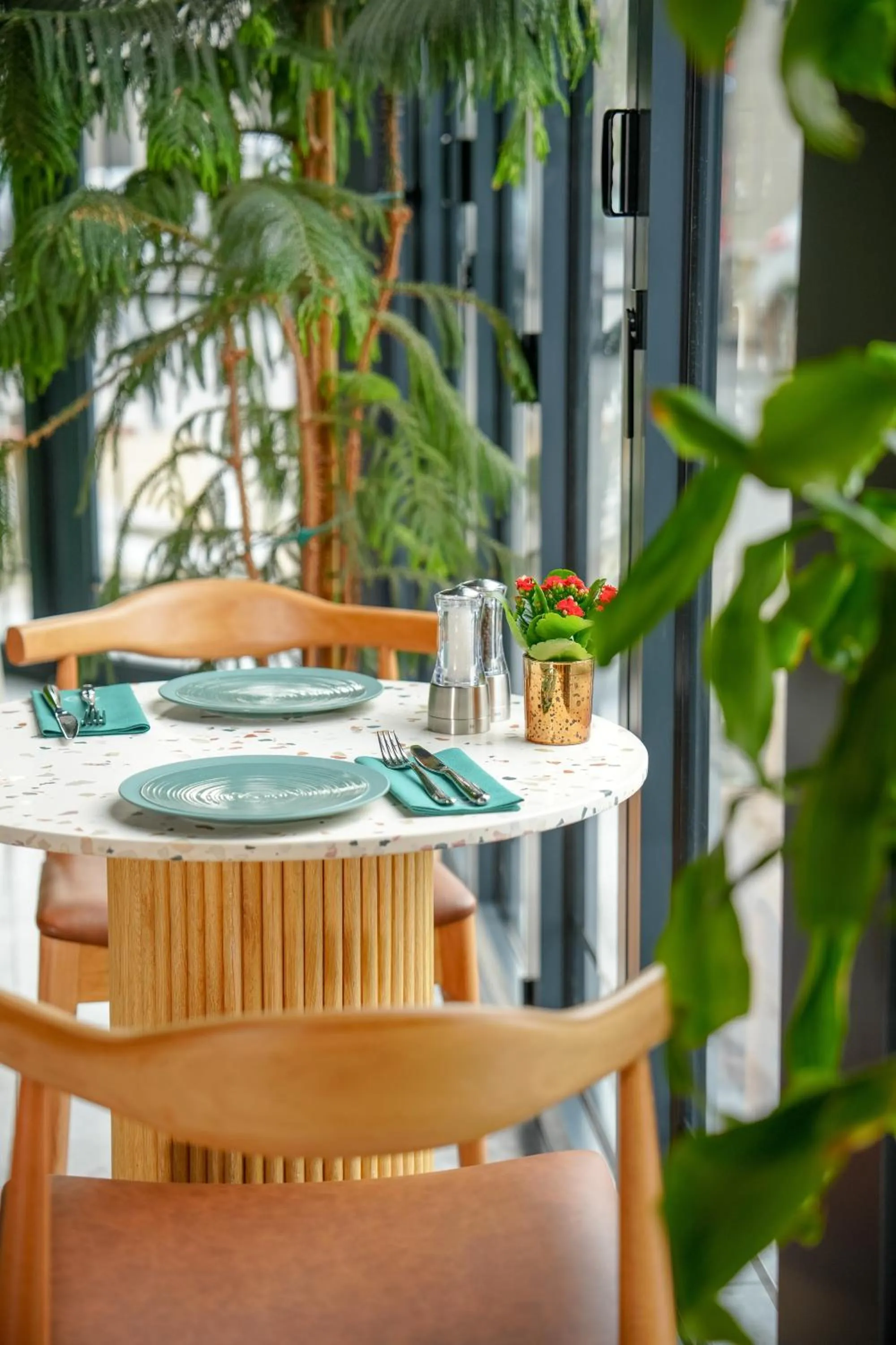 Restaurant/places to eat in Novotel Istanbul Bosphorus Hotel