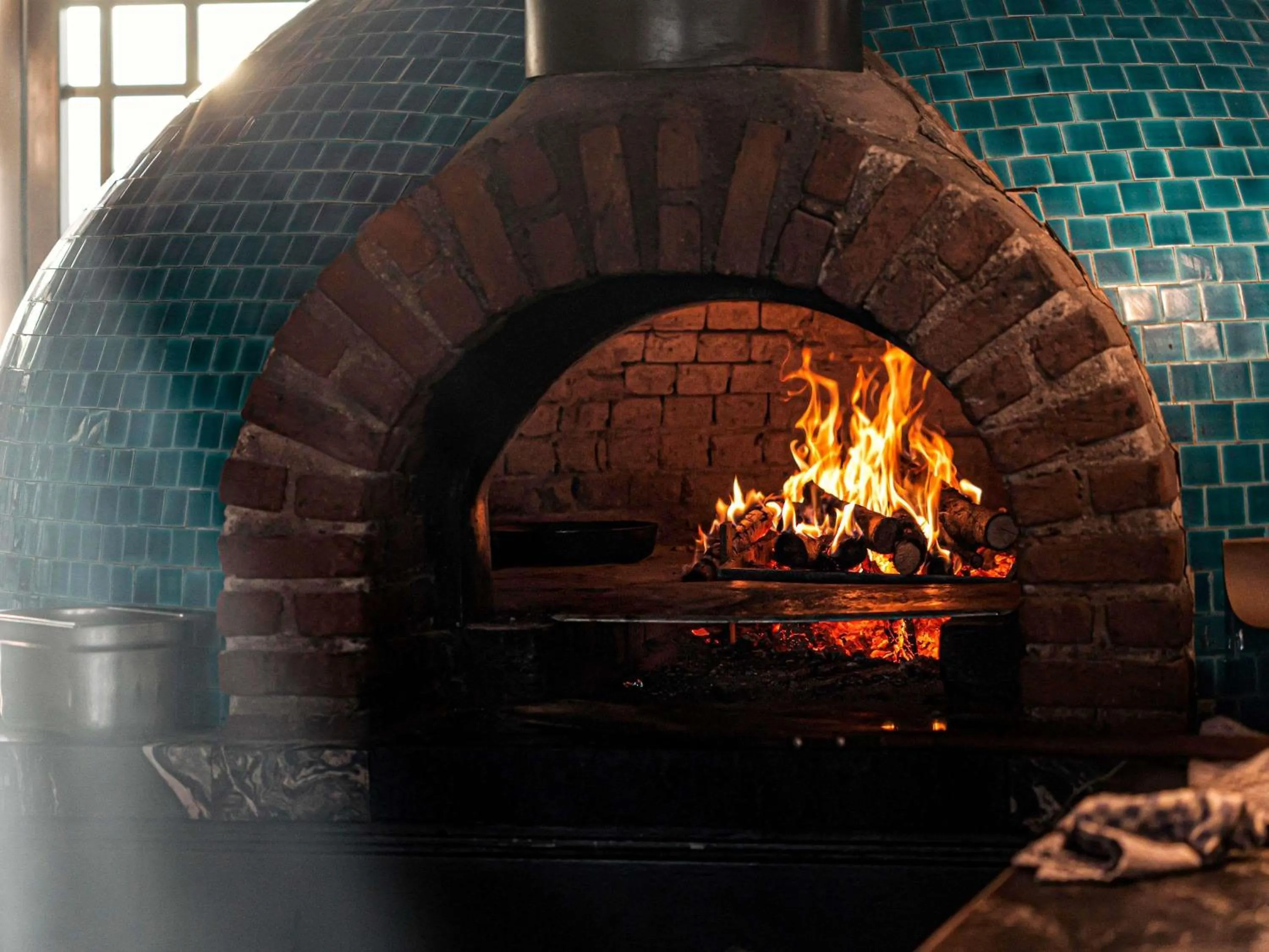 Restaurant/places to eat in Novotel Istanbul Bosphorus Hotel