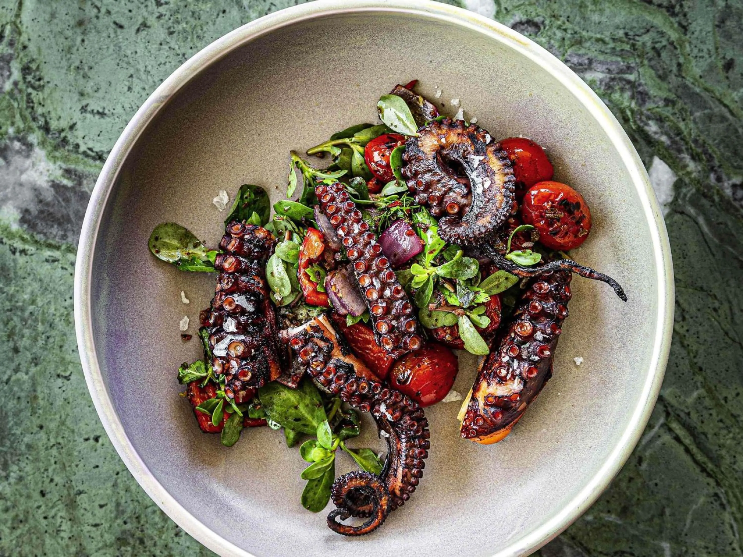 Restaurant/places to eat in Novotel Istanbul Bosphorus Hotel