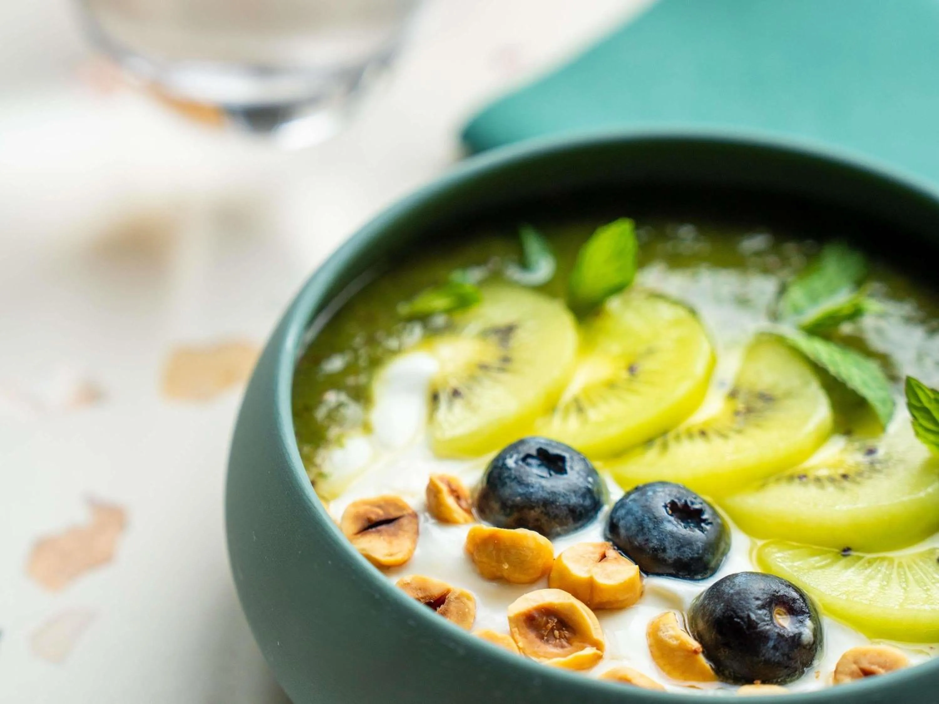 Restaurant/places to eat in Novotel Istanbul Bosphorus Hotel