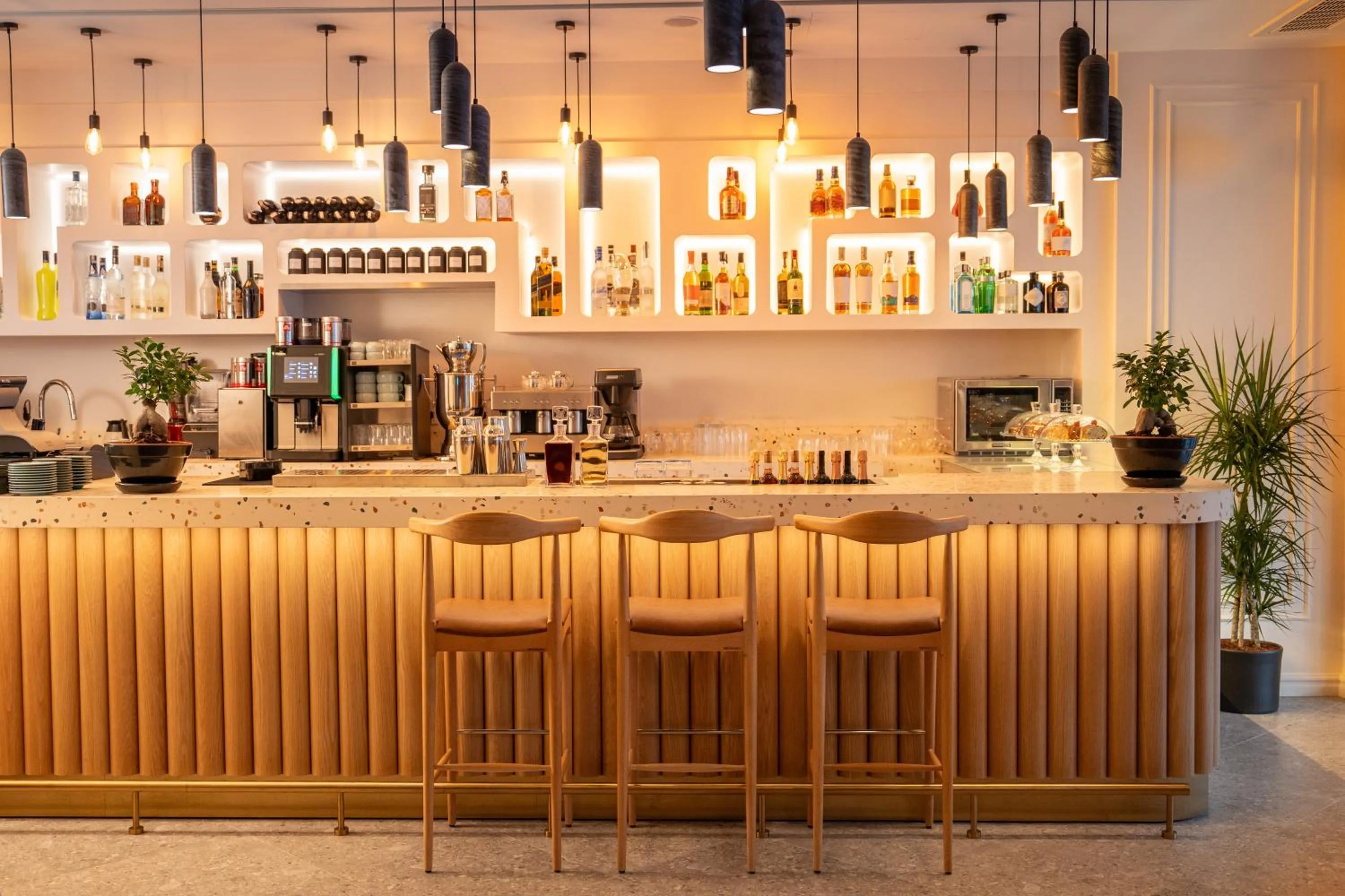 Restaurant/places to eat in Novotel Istanbul Bosphorus Hotel