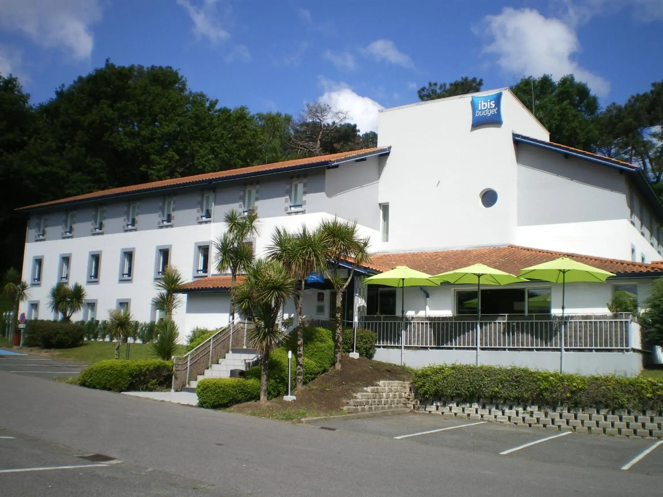 Property building in IBIS BUDGET Biarritz - Anglet Property building in IBIS BUDGET Biarritz - Anglet