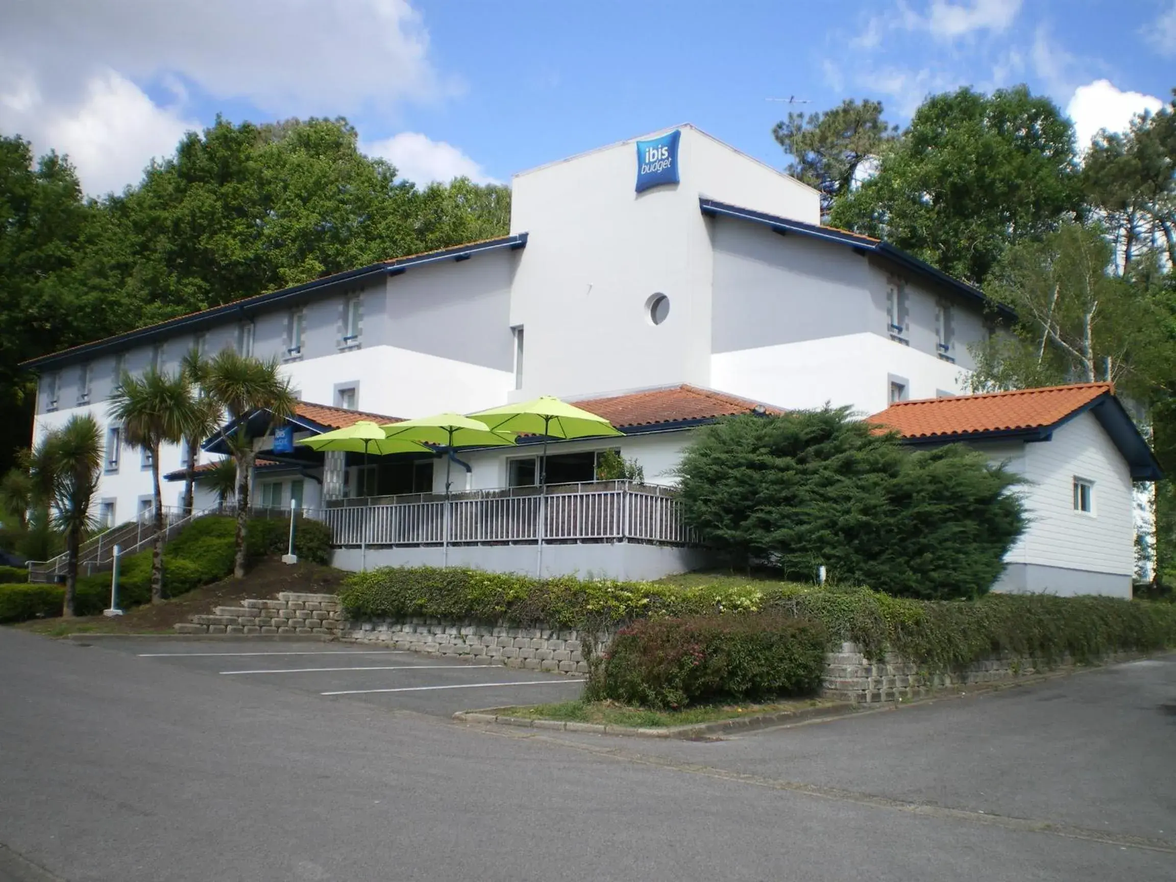 Property building in IBIS BUDGET Biarritz - Anglet Property building in IBIS BUDGET Biarritz - Anglet