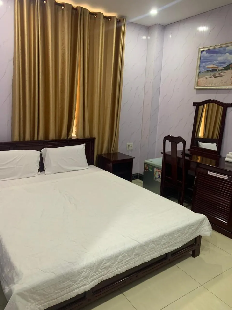 Bed in Thi Long Phụng Hotel