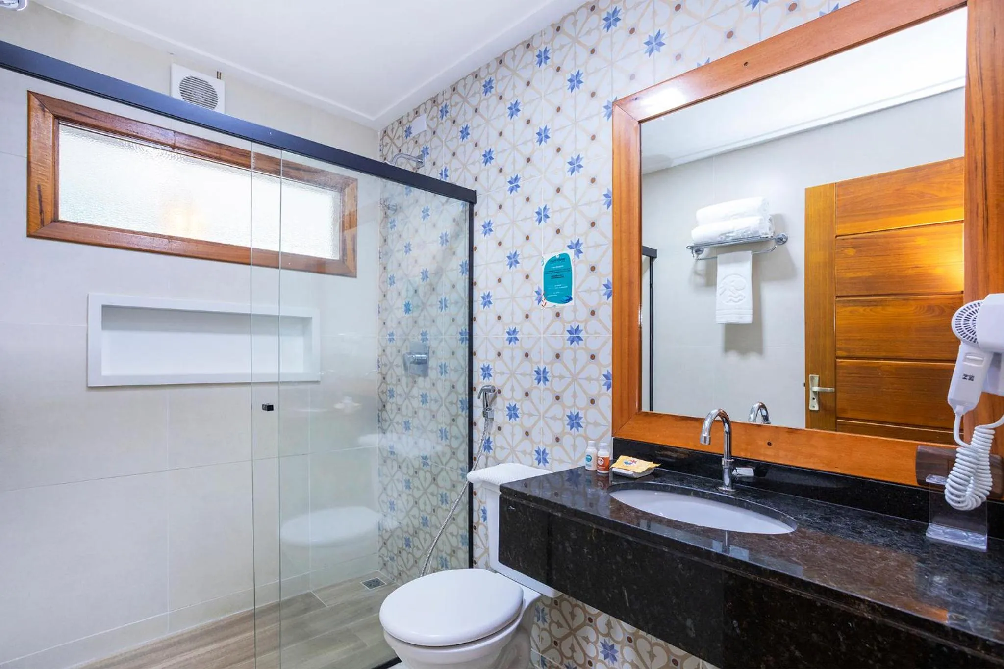 Shower in Hotel Village Enseada