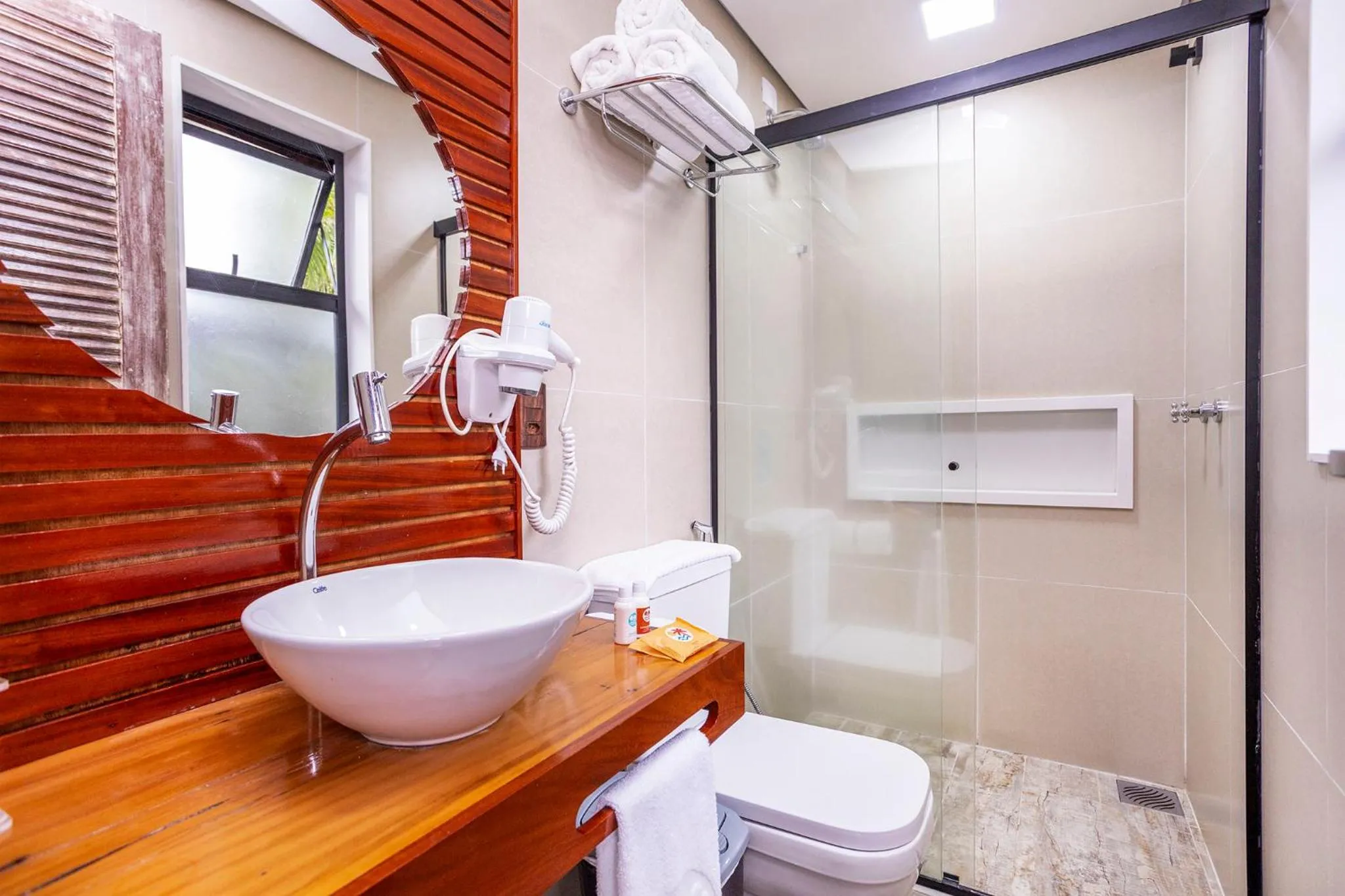 Shower in Hotel Village Enseada