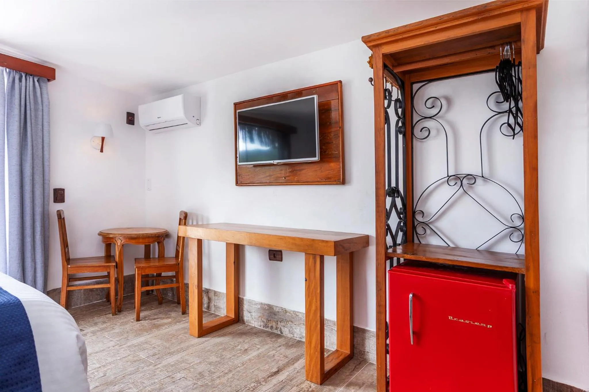 Photo of the whole room in Hotel Village Enseada