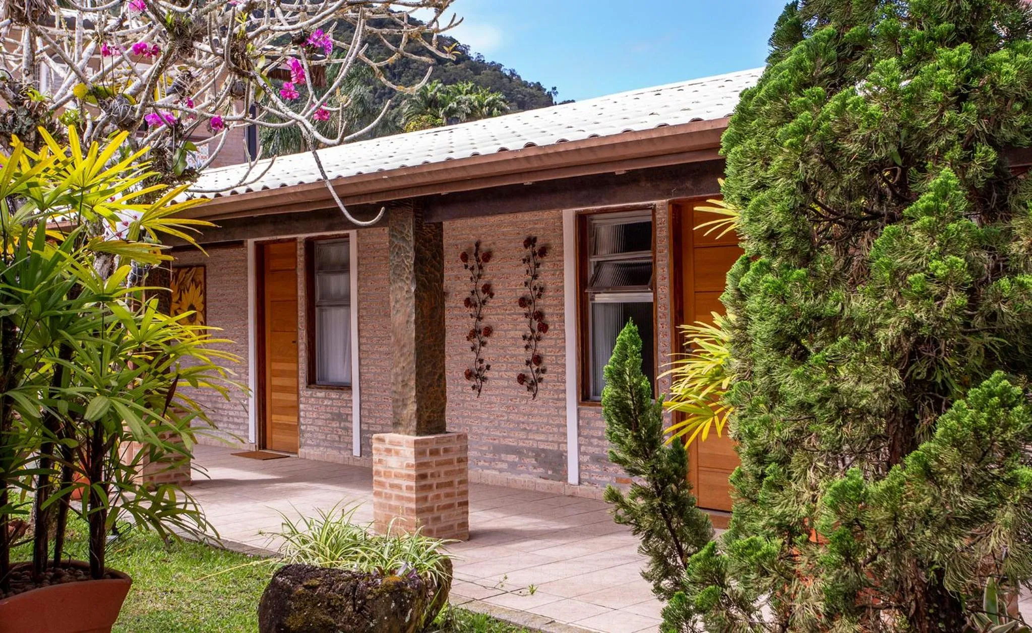 Property building in Hotel Village Enseada