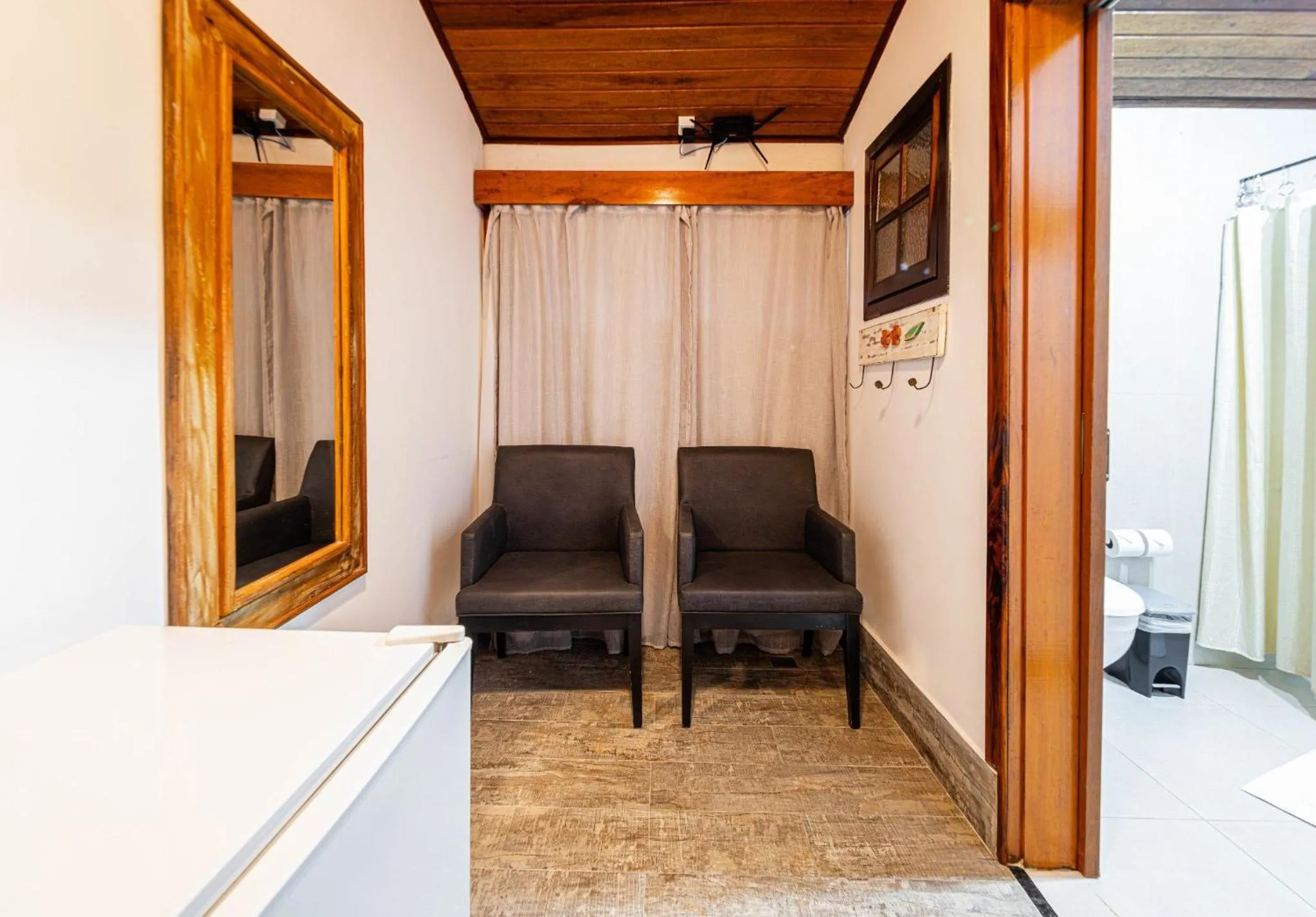 Photo of the whole room in Hotel Village Enseada