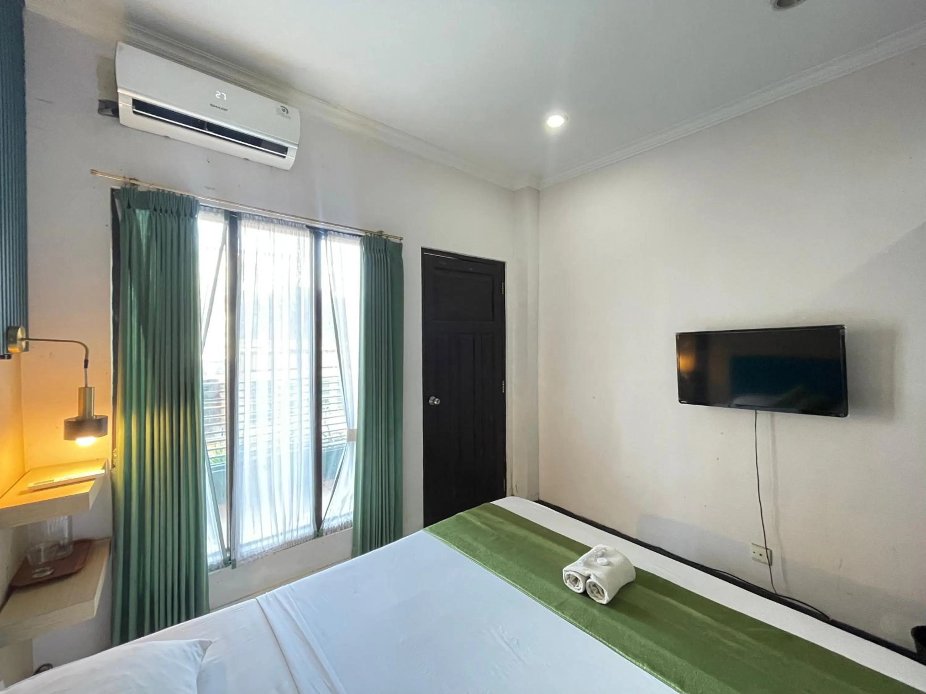 Bed in Klungkung Tower Hotel