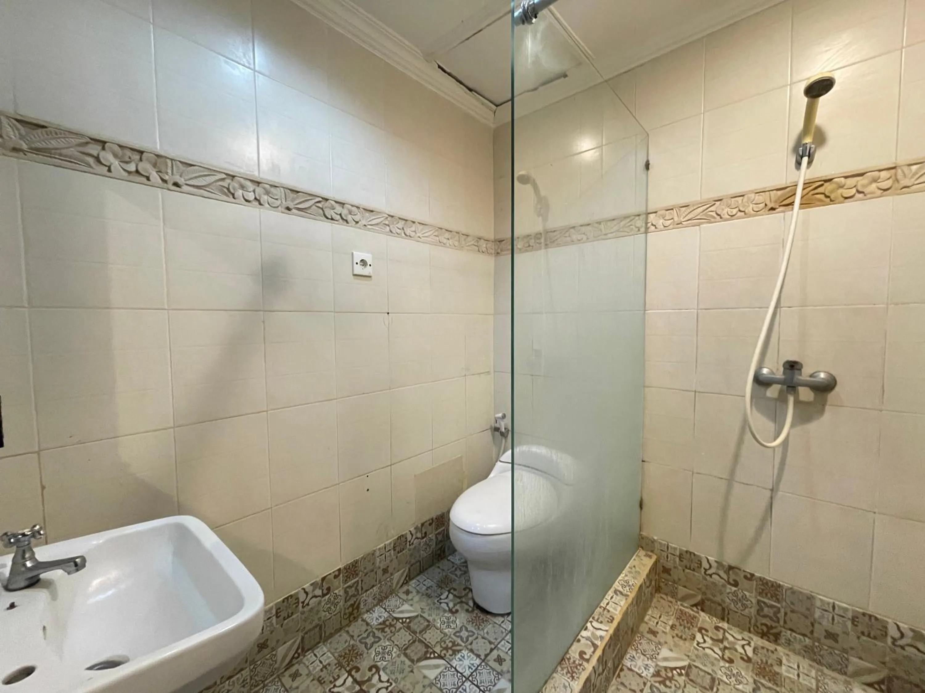 Klungkung Tower Hotel