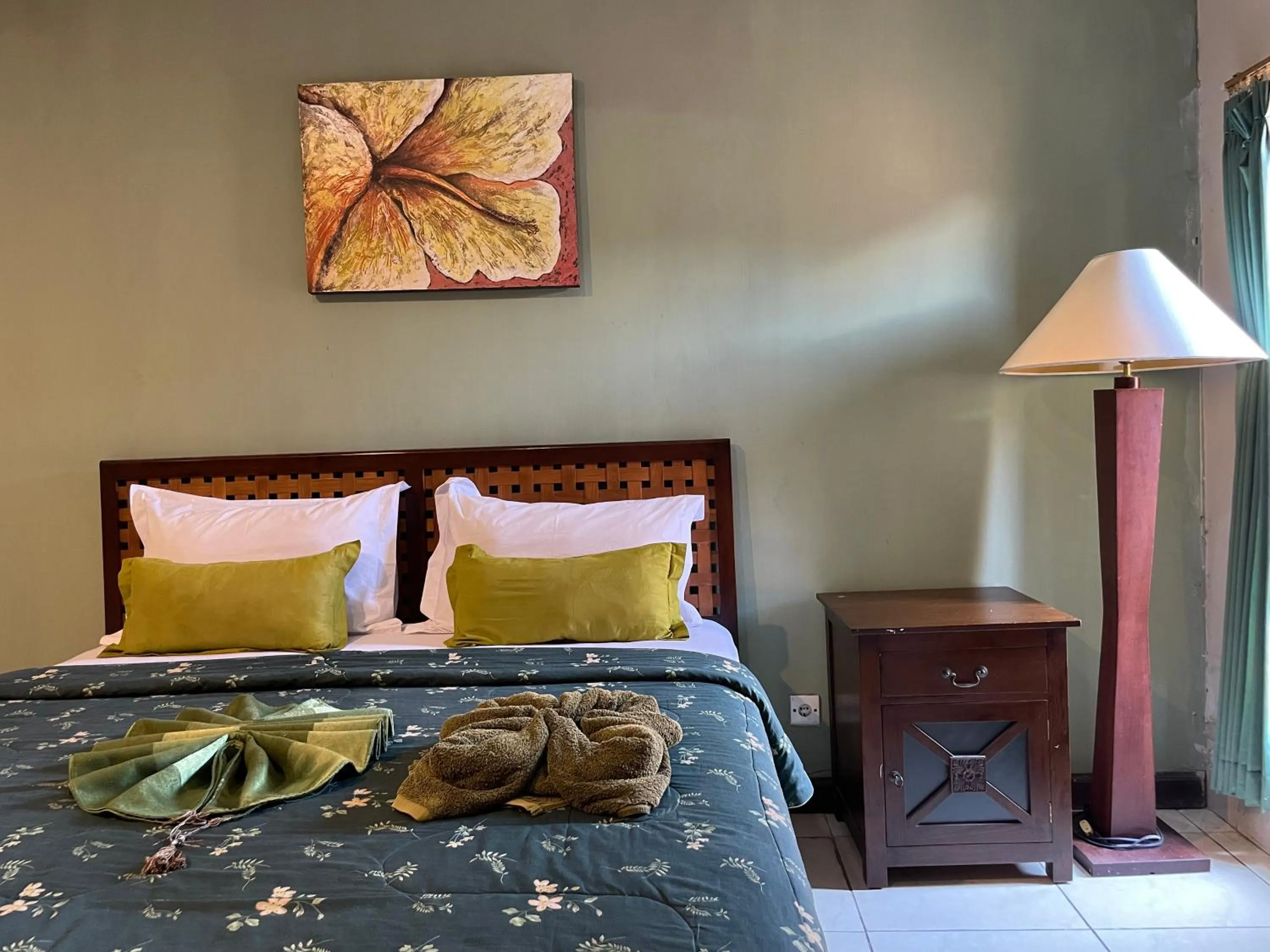 Bed in Klungkung Tower Hotel