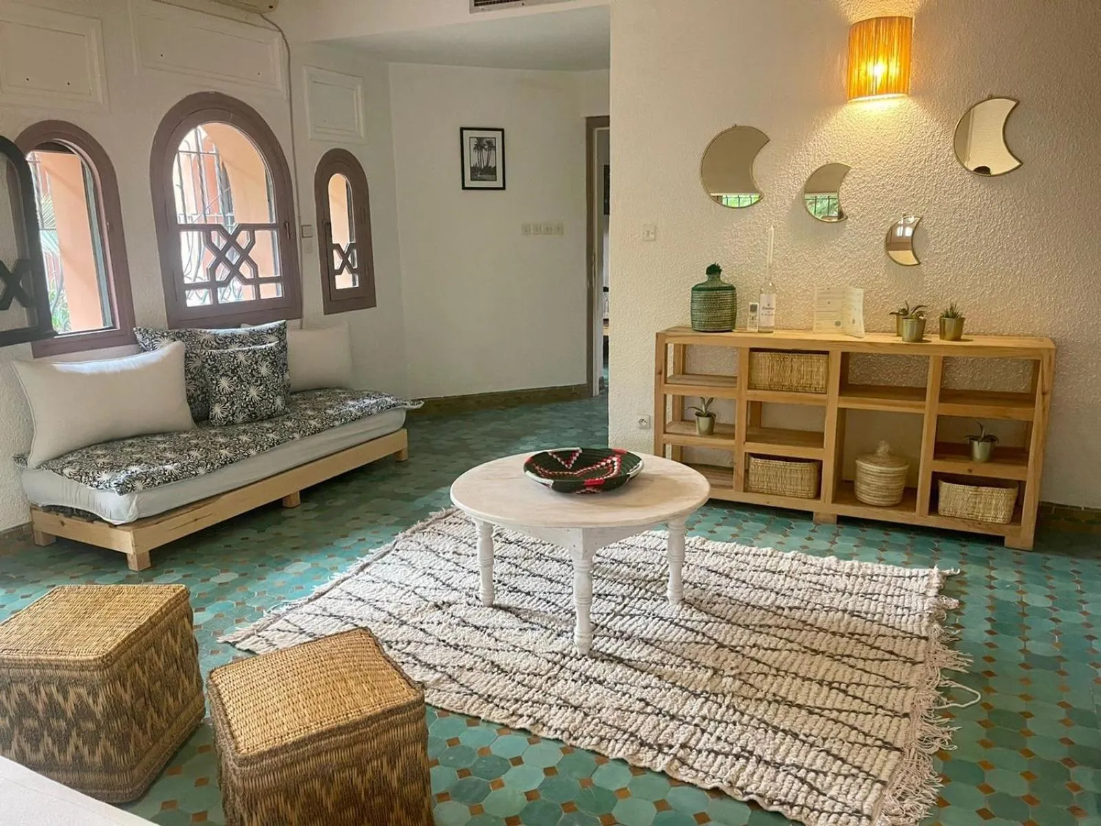 Seating area in La Vie En Rose - Horses & Dogs House