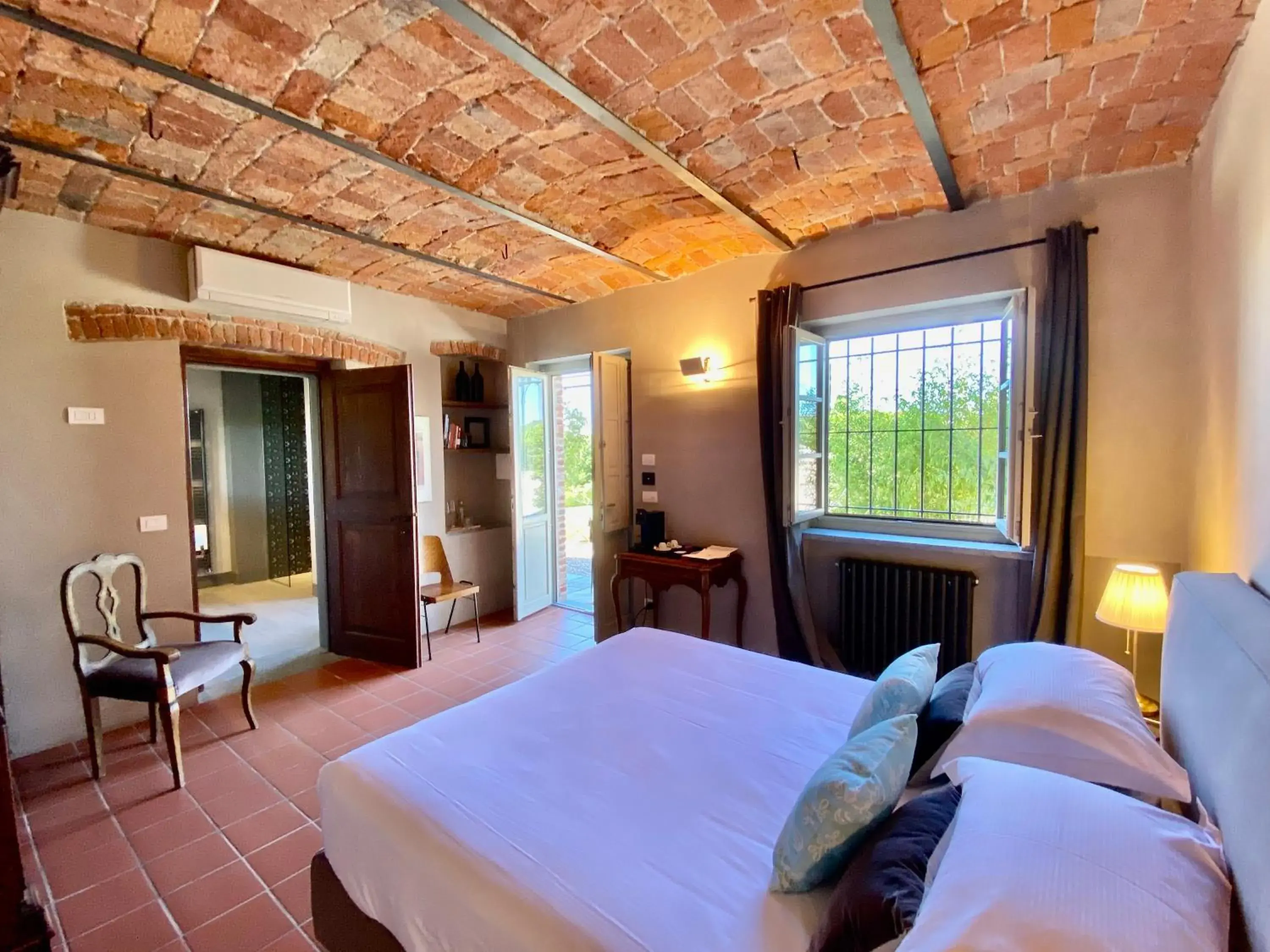 Double Room with Garden View in MiaClara Relais Double Room with Garden View in MiaClara Relais