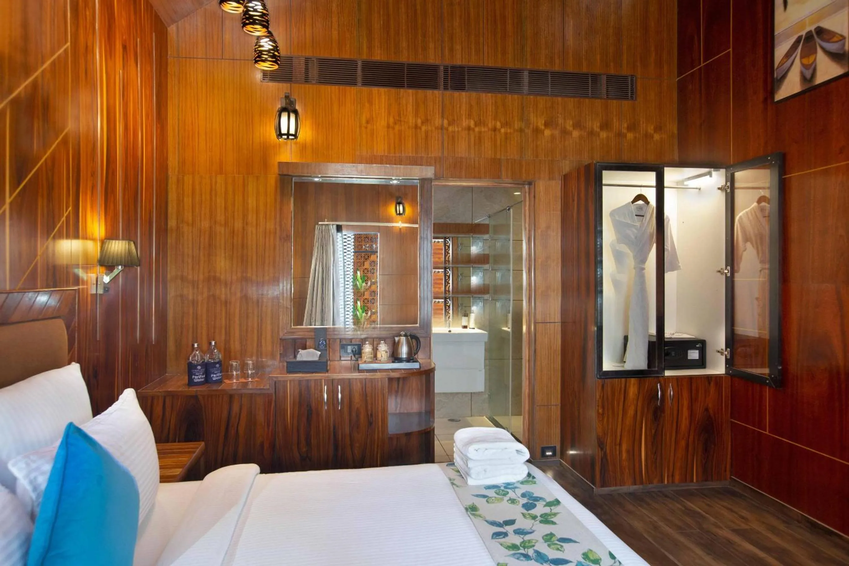 Bed in Coral Reef Resort & Spa, Havelock