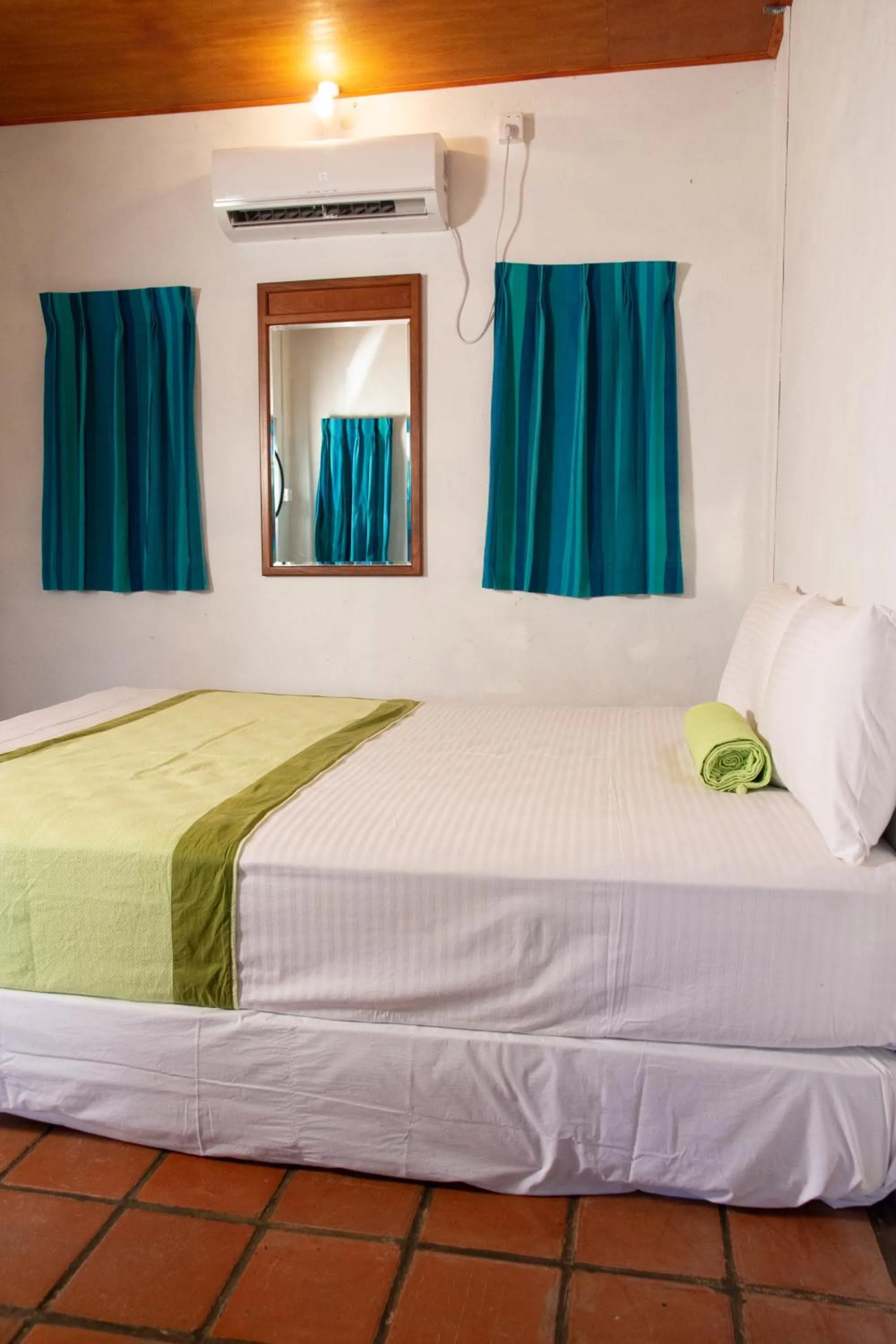 Photo of the whole room in The Cove Pasikuda - Eco Resort