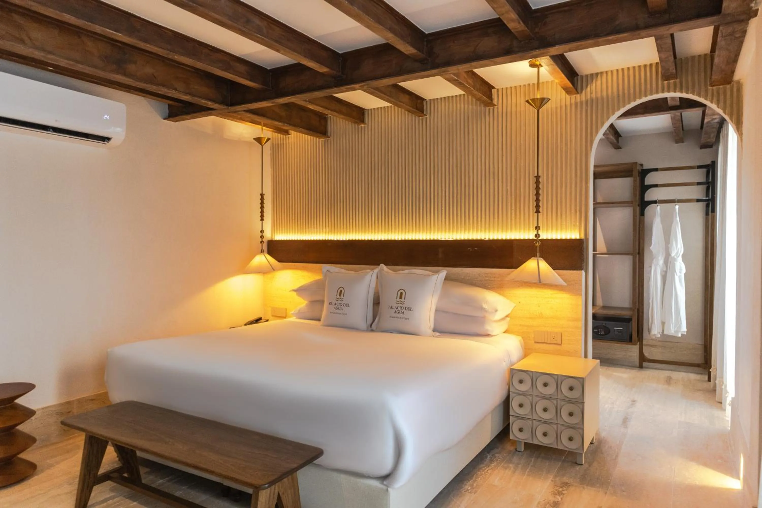 Deluxe King Room in Hotel Palacio del Agua by Faranda Boutique
