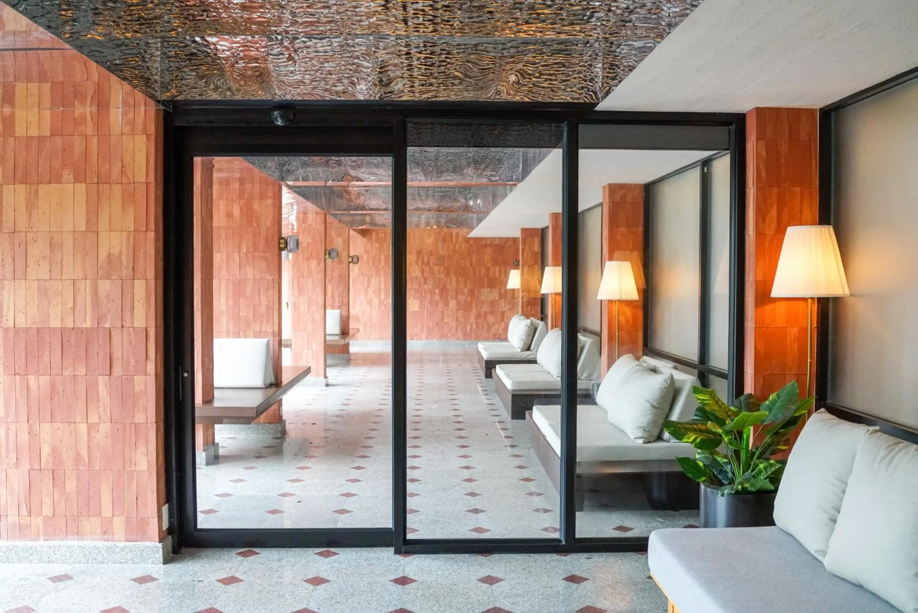 Lobby or reception, Bed in Wangkaew Hotel, Phitsanulok