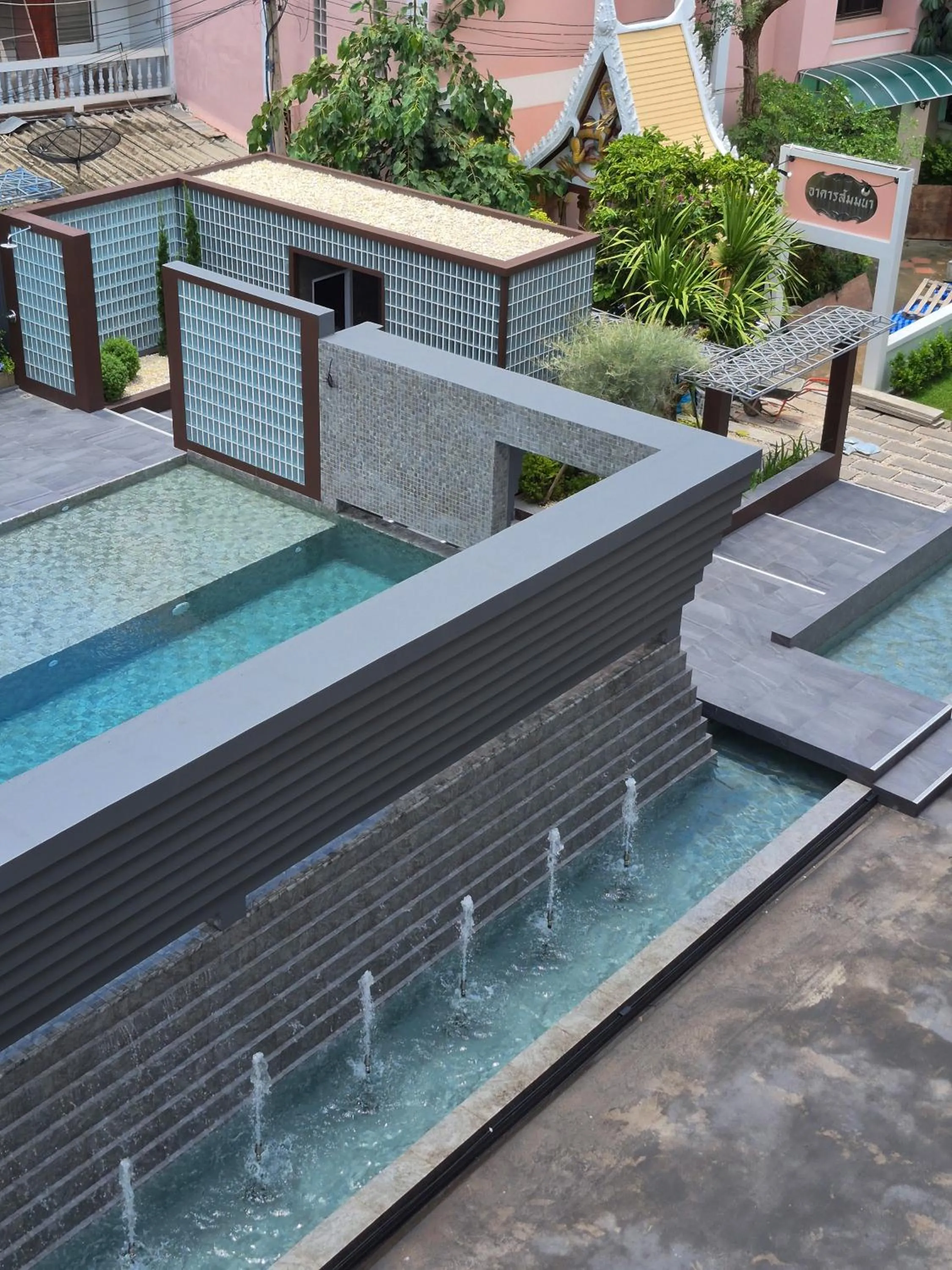 Swimming pool in Wangkaew Hotel, Phitsanulok