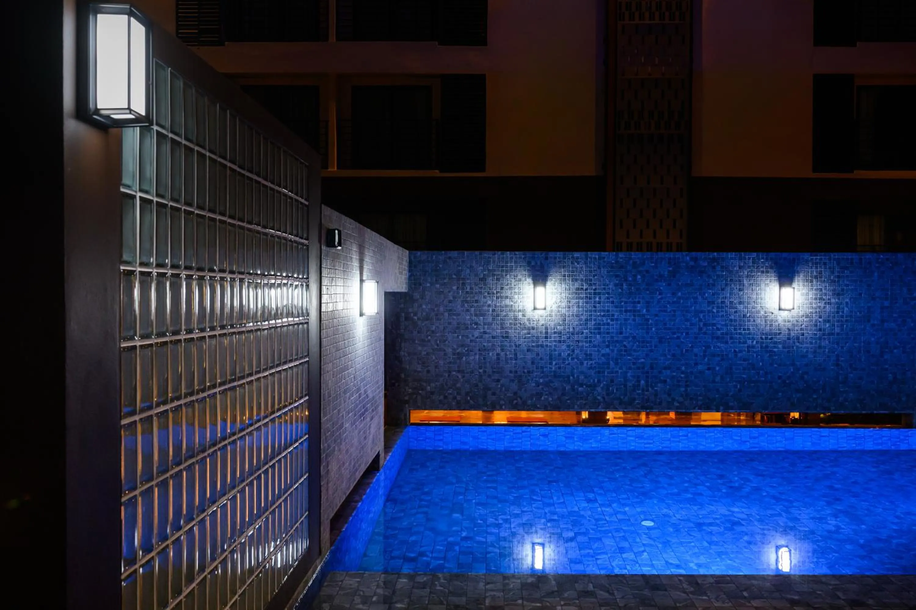 Swimming pool in Wangkaew Hotel, Phitsanulok