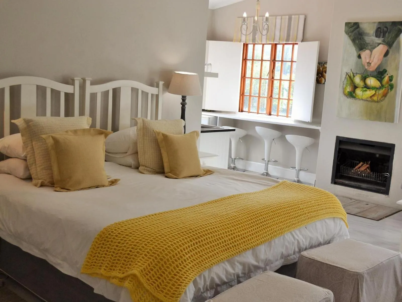 Bed in By The Way Guesthouse