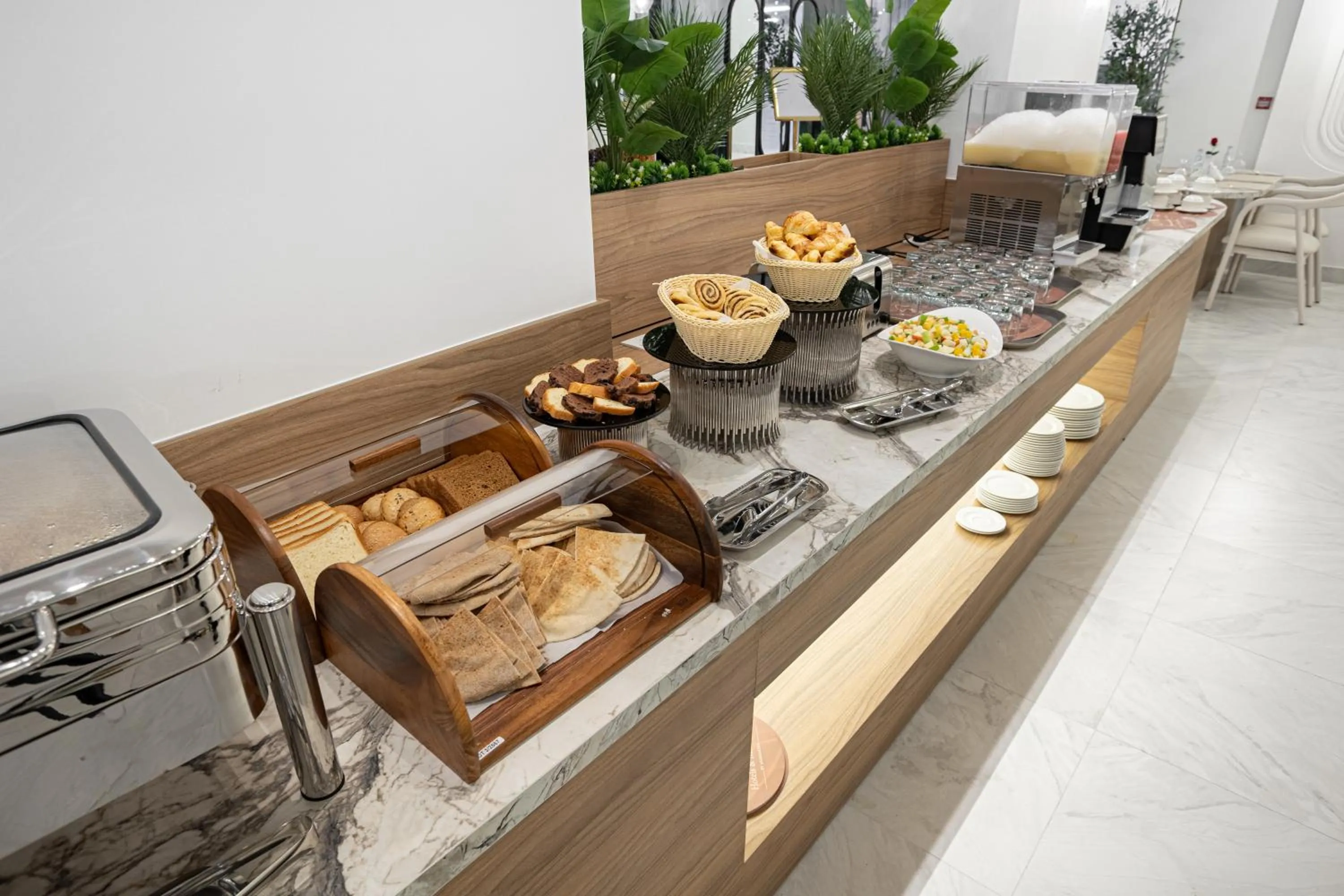 Breakfast in Liora Boutique