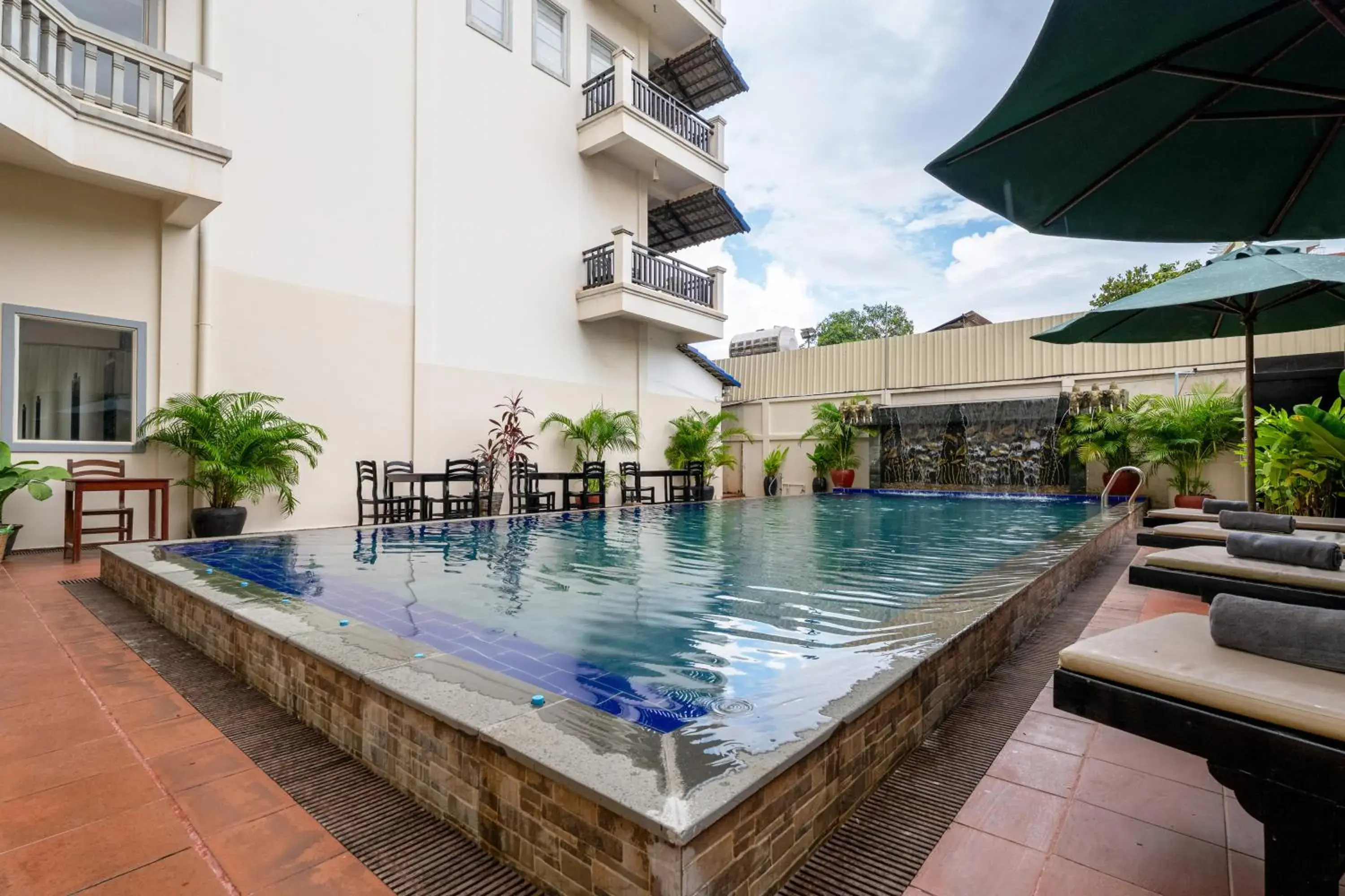 Swimming pool in Khmer Angkor Residence Swimming pool in Khmer Angkor Residence