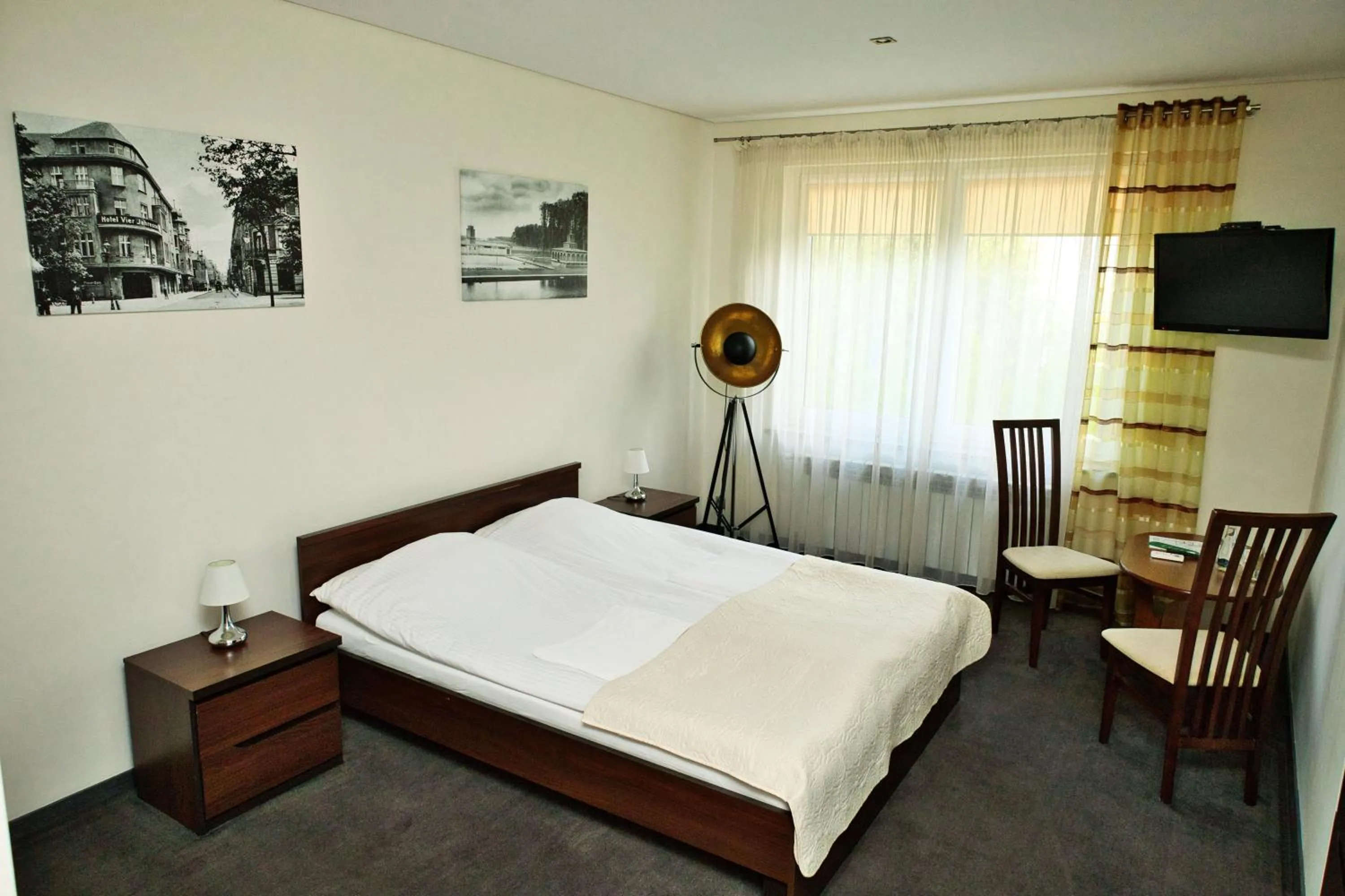 Bed in Restauracja Stylowa