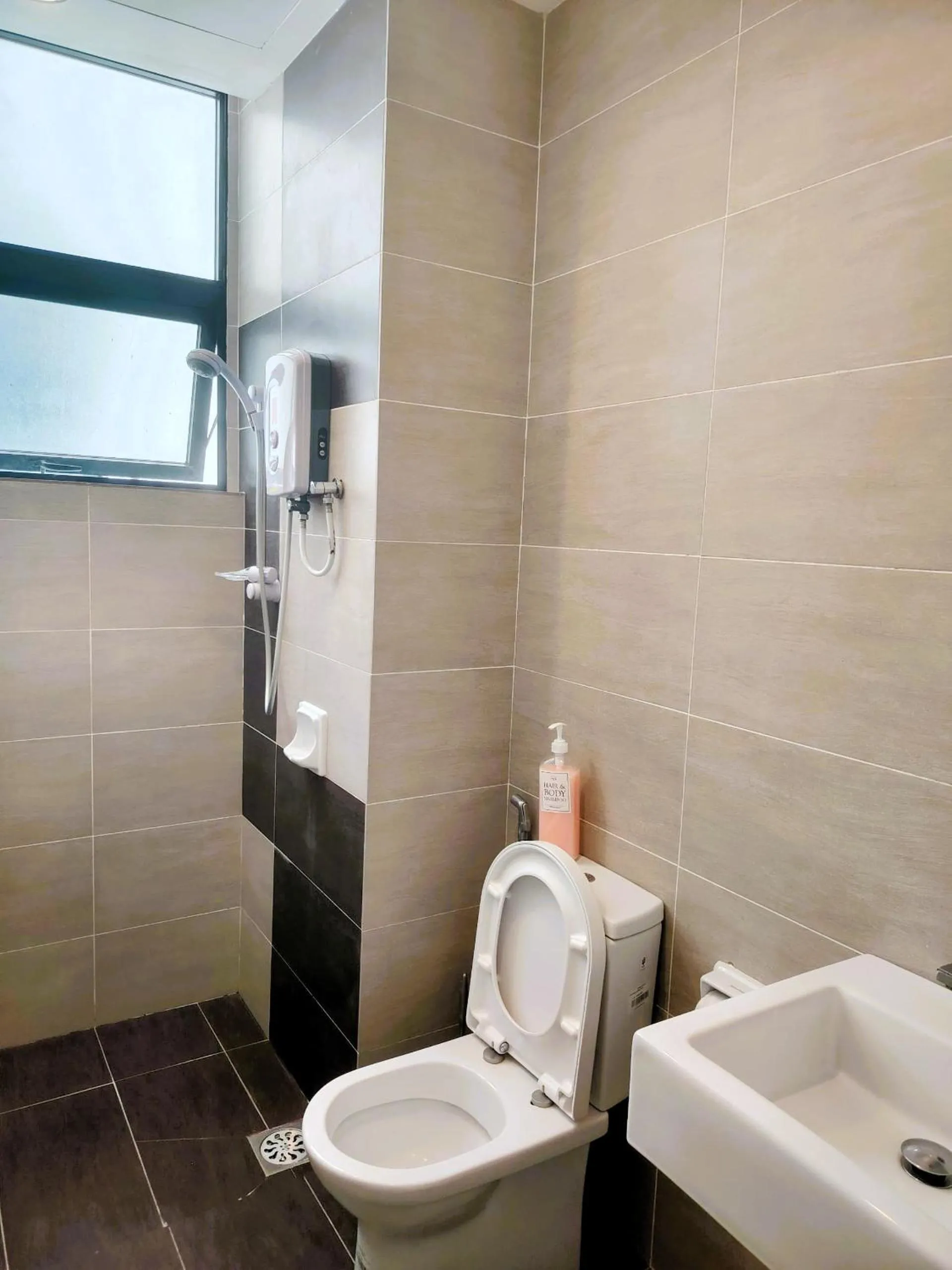 Toilet in Tropic Midhills Genting Highlands Free WiFi