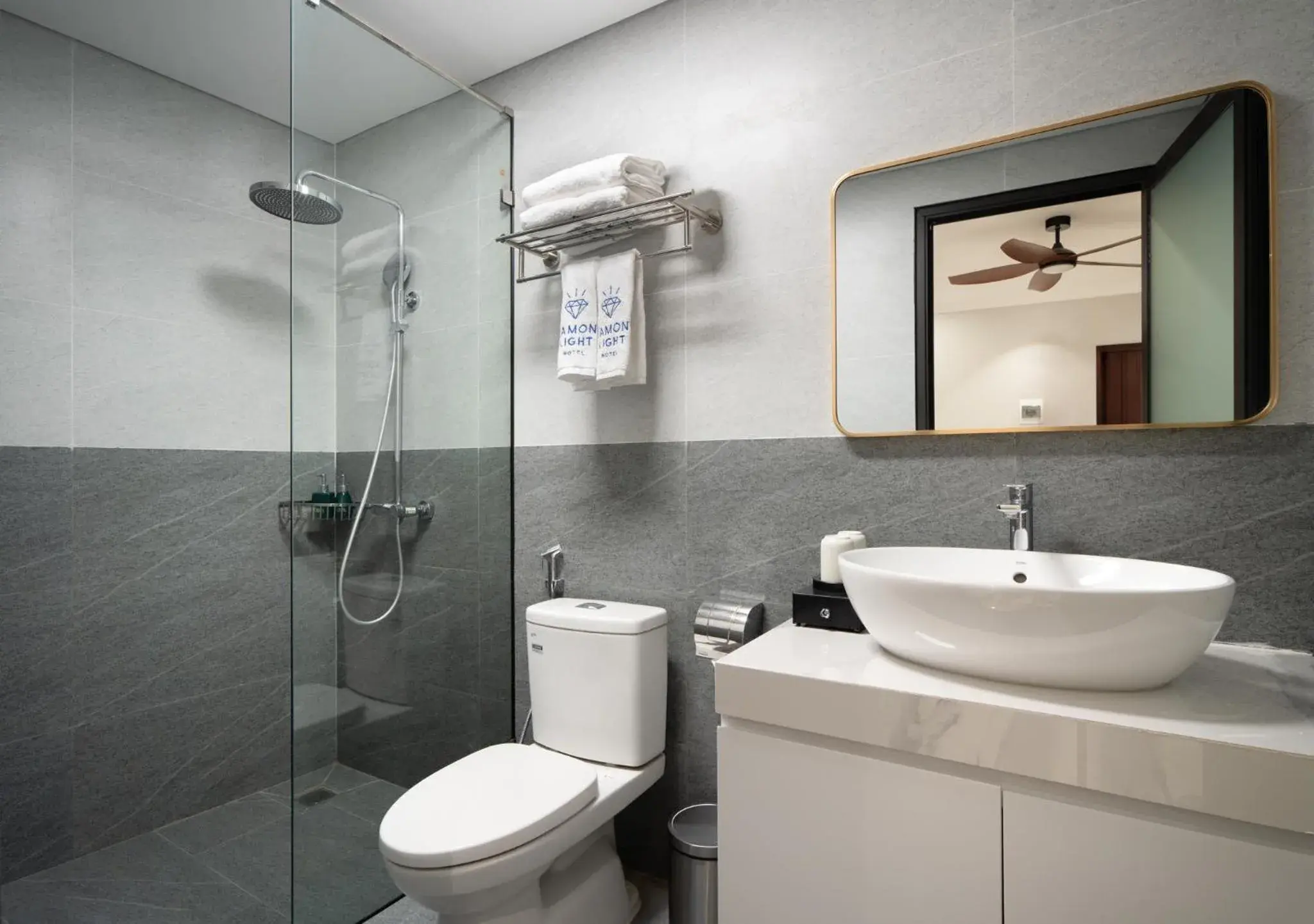 Superior Twin Room in Diamond Light Hotel Superior Twin Room in Diamond Light Hotel