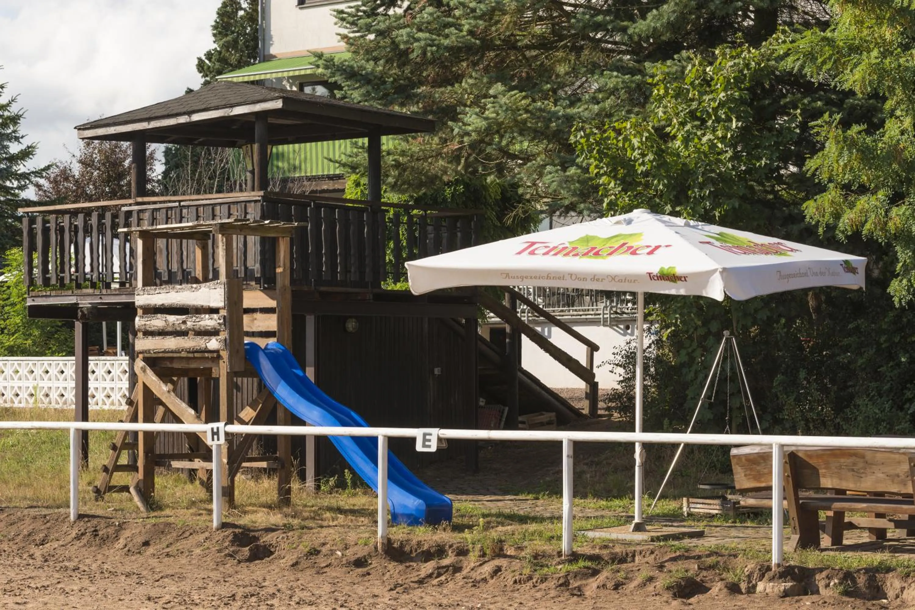 Patio in Hotel Restaurant Häsfeld