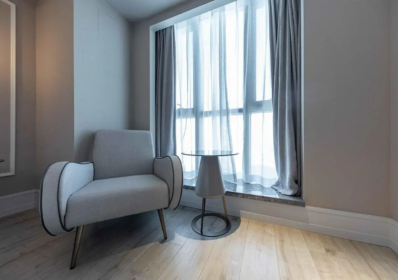 Deluxe Room in Mercure Hotel Shijiazhuang, Zhongshan East Road Deluxe Room in Mercure Hotel Shijiazhuang, Zhongshan East Road