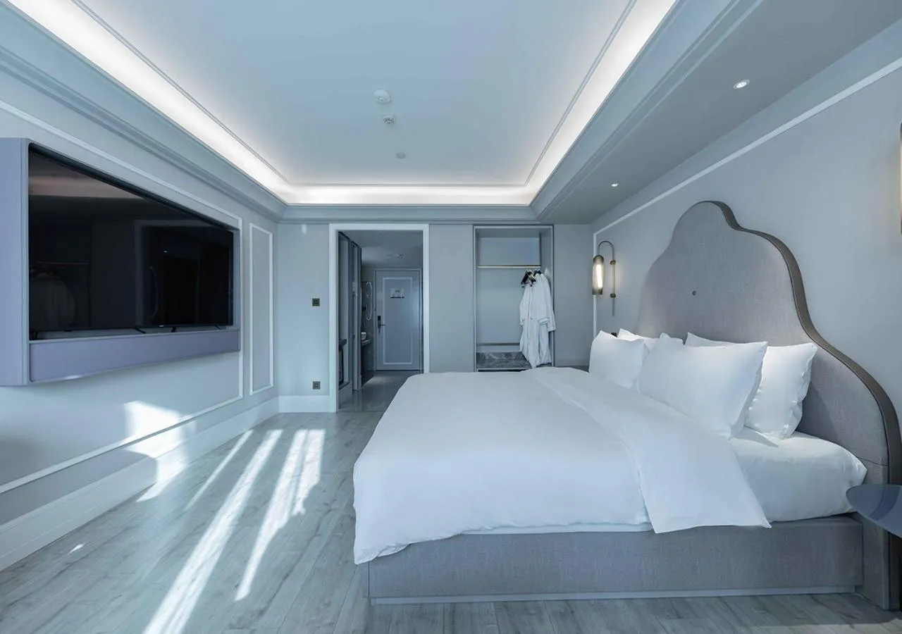 Bed in Mercure Hotel Shijiazhuang, Zhongshan East Road