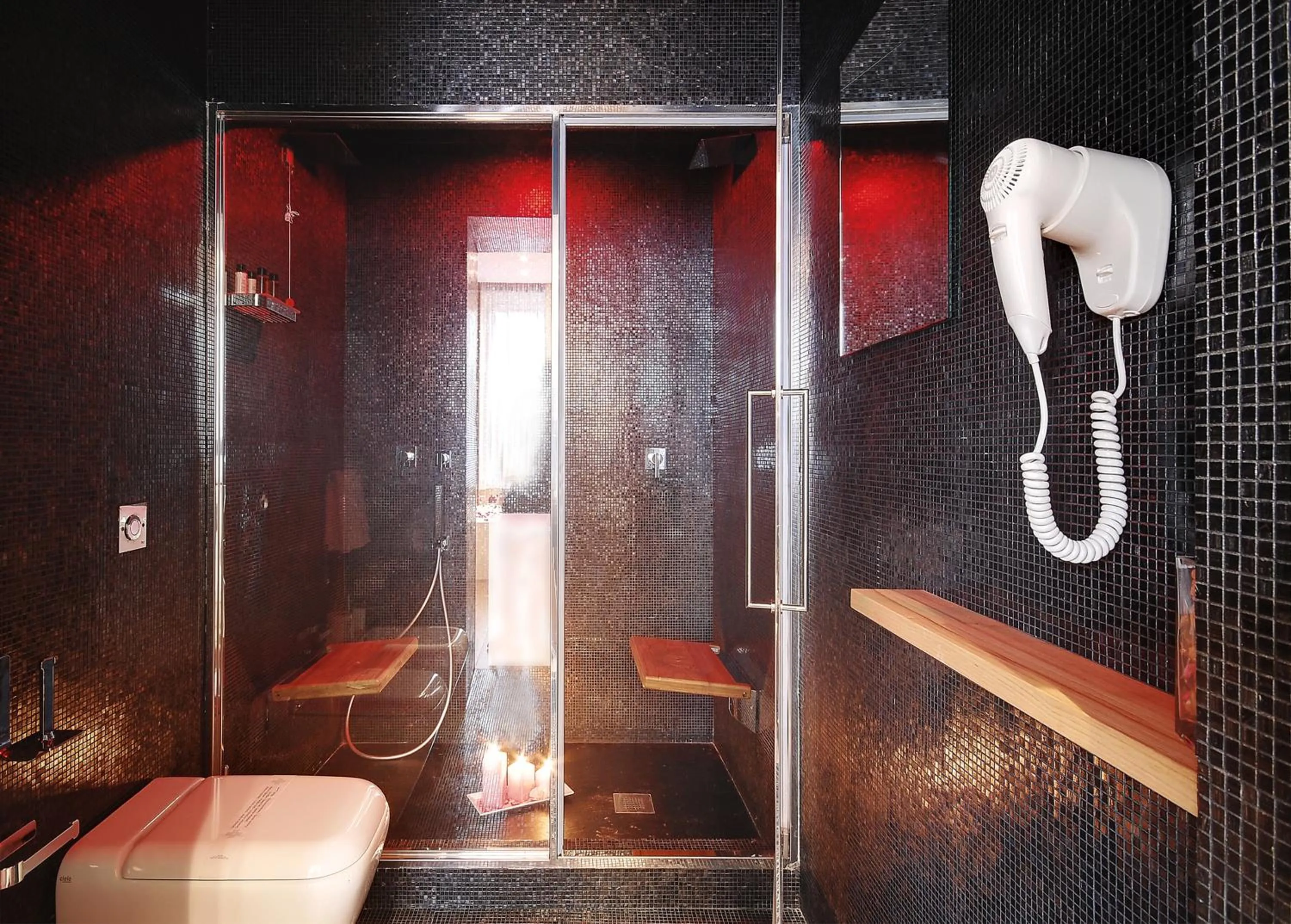 Bathroom in Sun Suite Luxury Pantheon