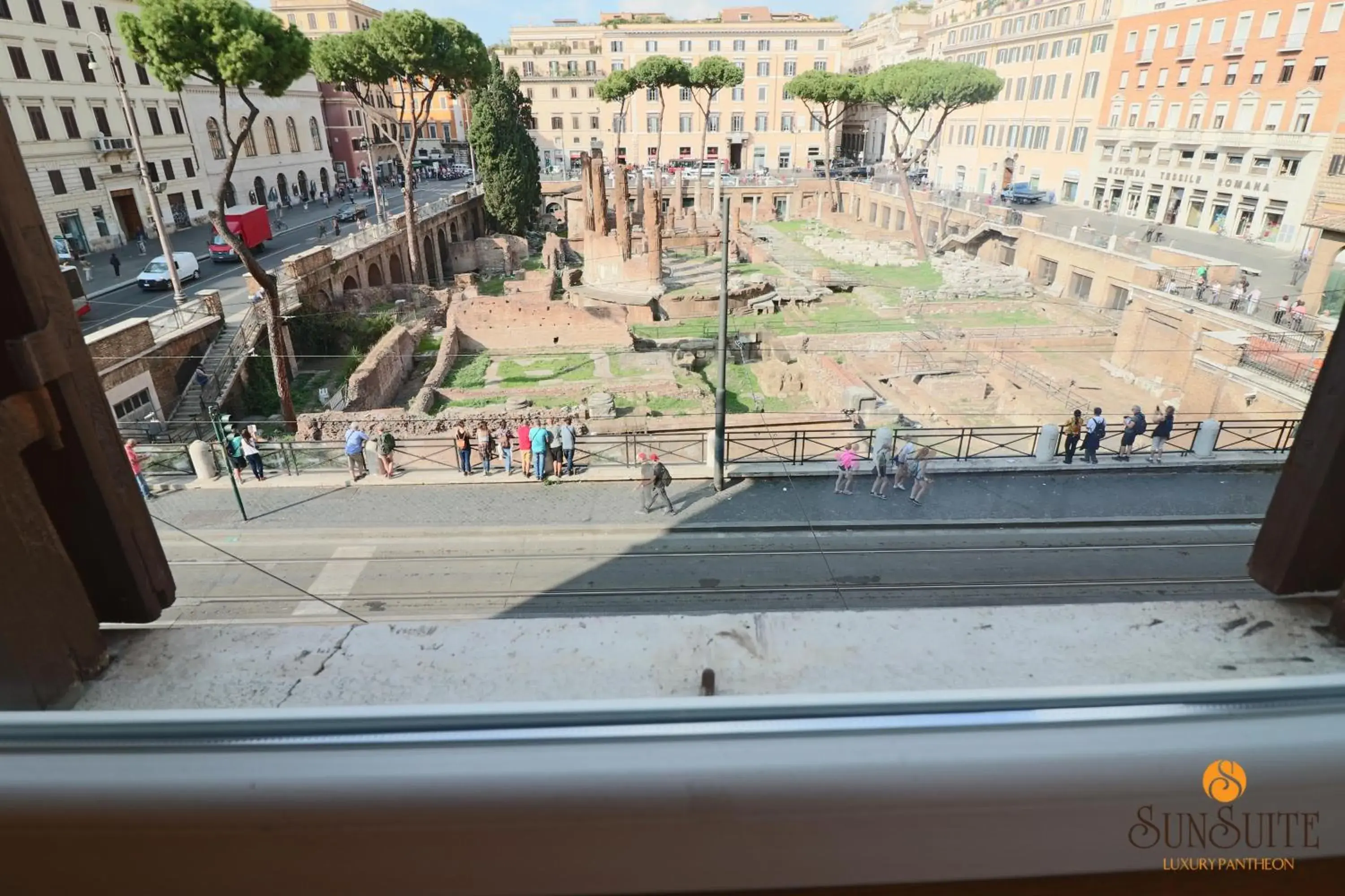 City view in Sun Suite Luxury Pantheon City view in Sun Suite Luxury Pantheon