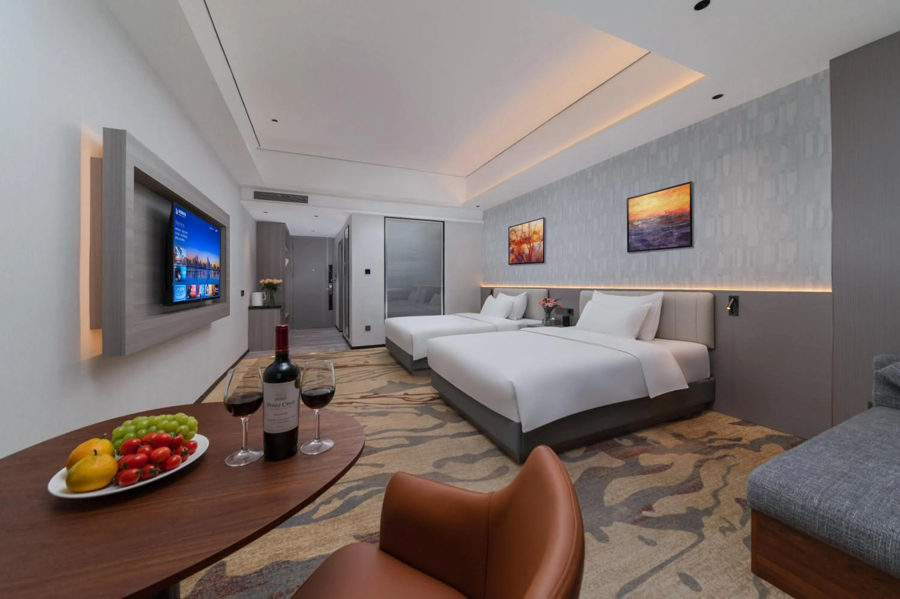 Bed in Treasure Island Hotel HUMEN