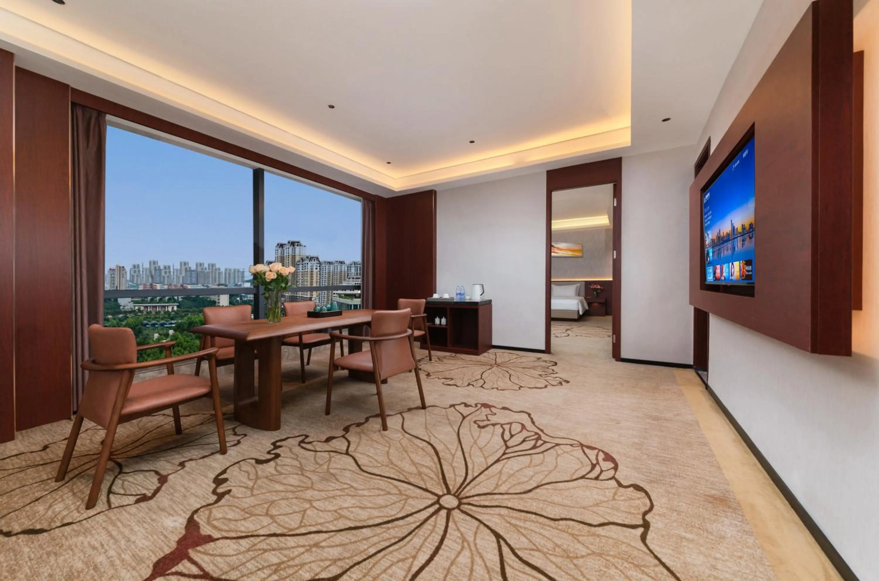 Communal lounge/ TV room in Treasure Island Hotel HUMEN